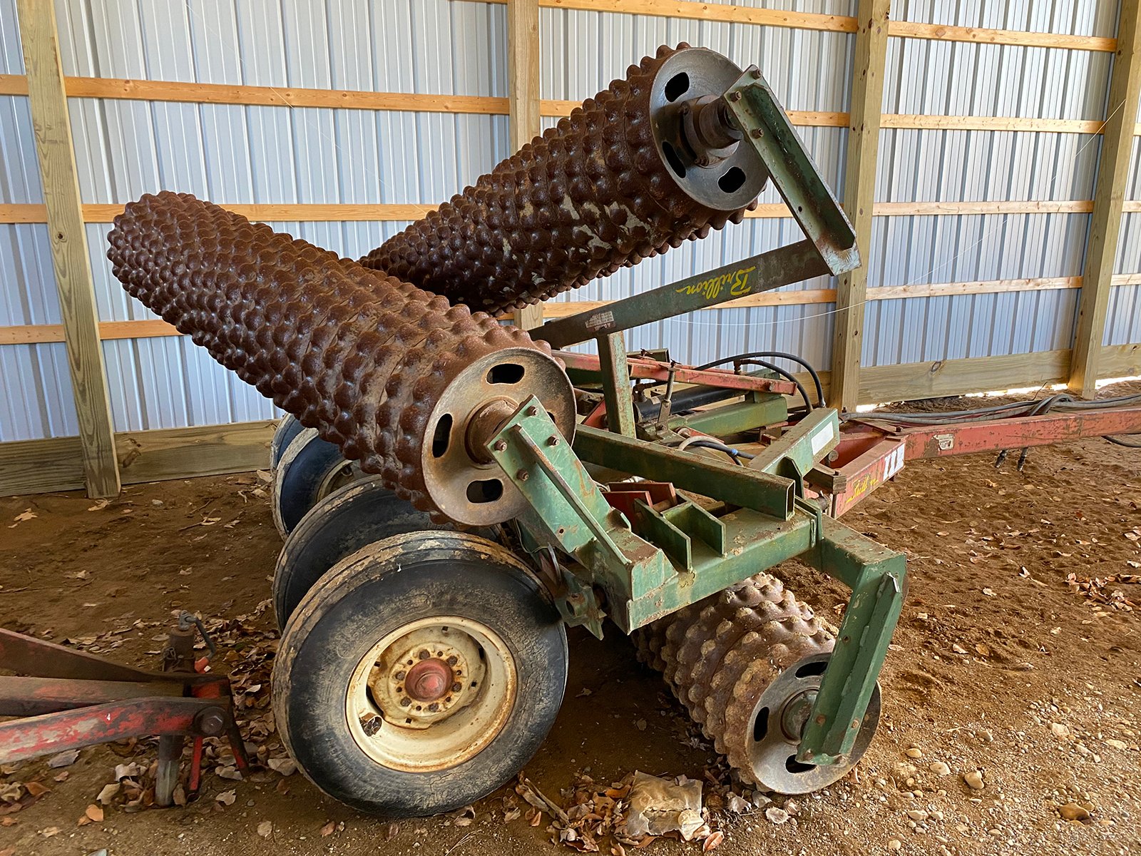Property photo 105 - TIMED ONLINE ONLY - FARM EQUIPMENT AUCTION IN HILLSDALE COUNTY, MICHIGAN
