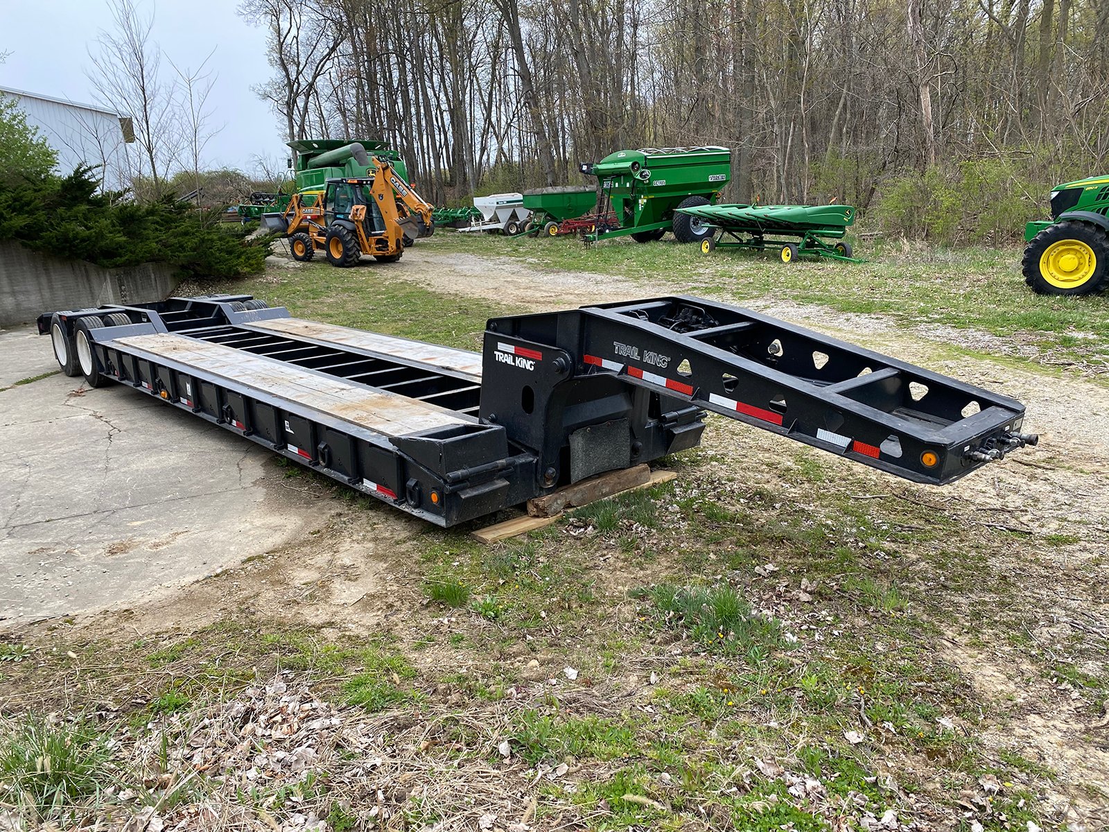 Property photo 124 - TIMED ONLINE ONLY - FARM EQUIPMENT AUCTION IN HILLSDALE COUNTY, MICHIGAN
