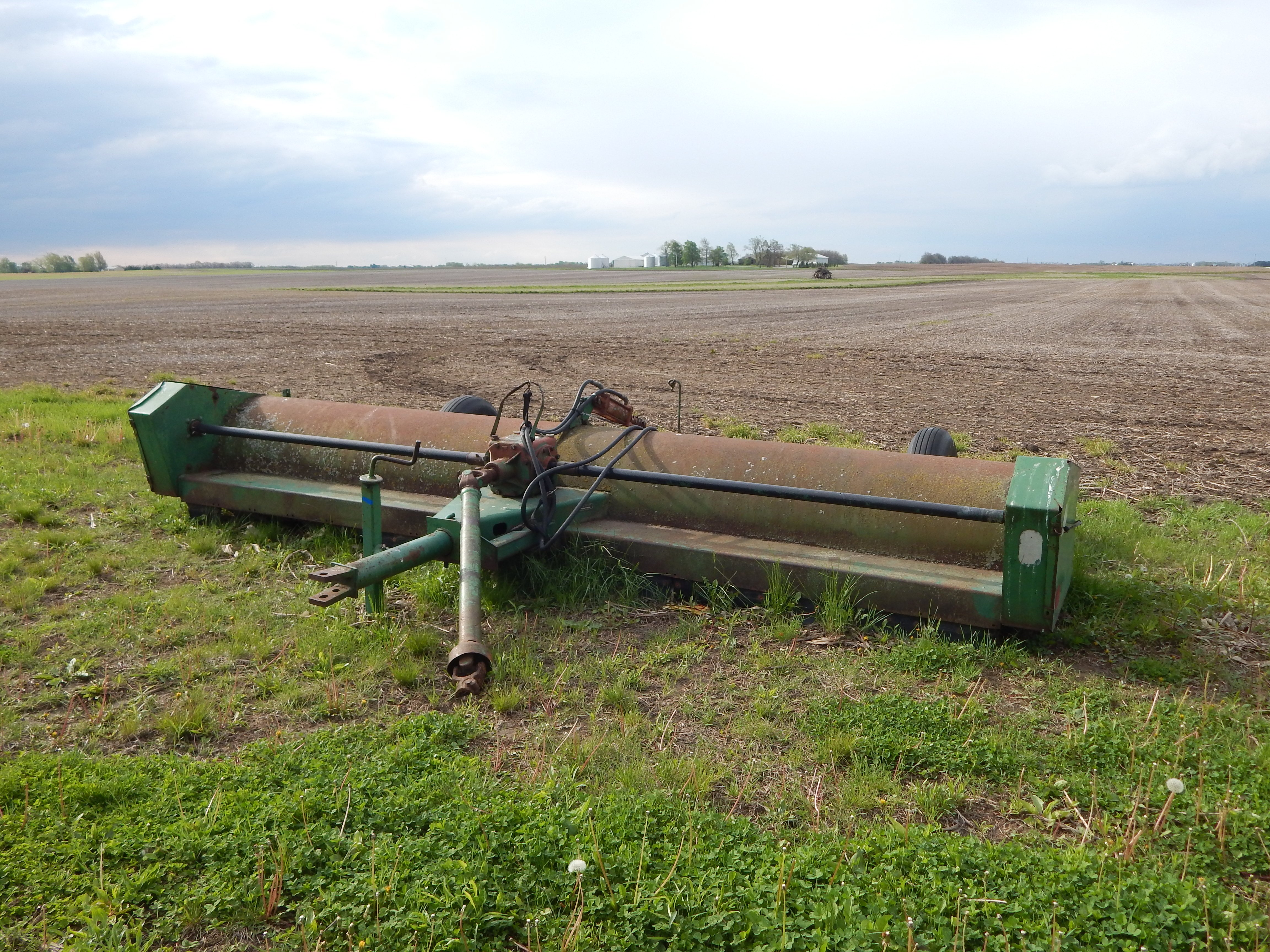Property photo 22 - FARM EQUIPMENT AUCTION - LIVINGSTON COUNTY, IL