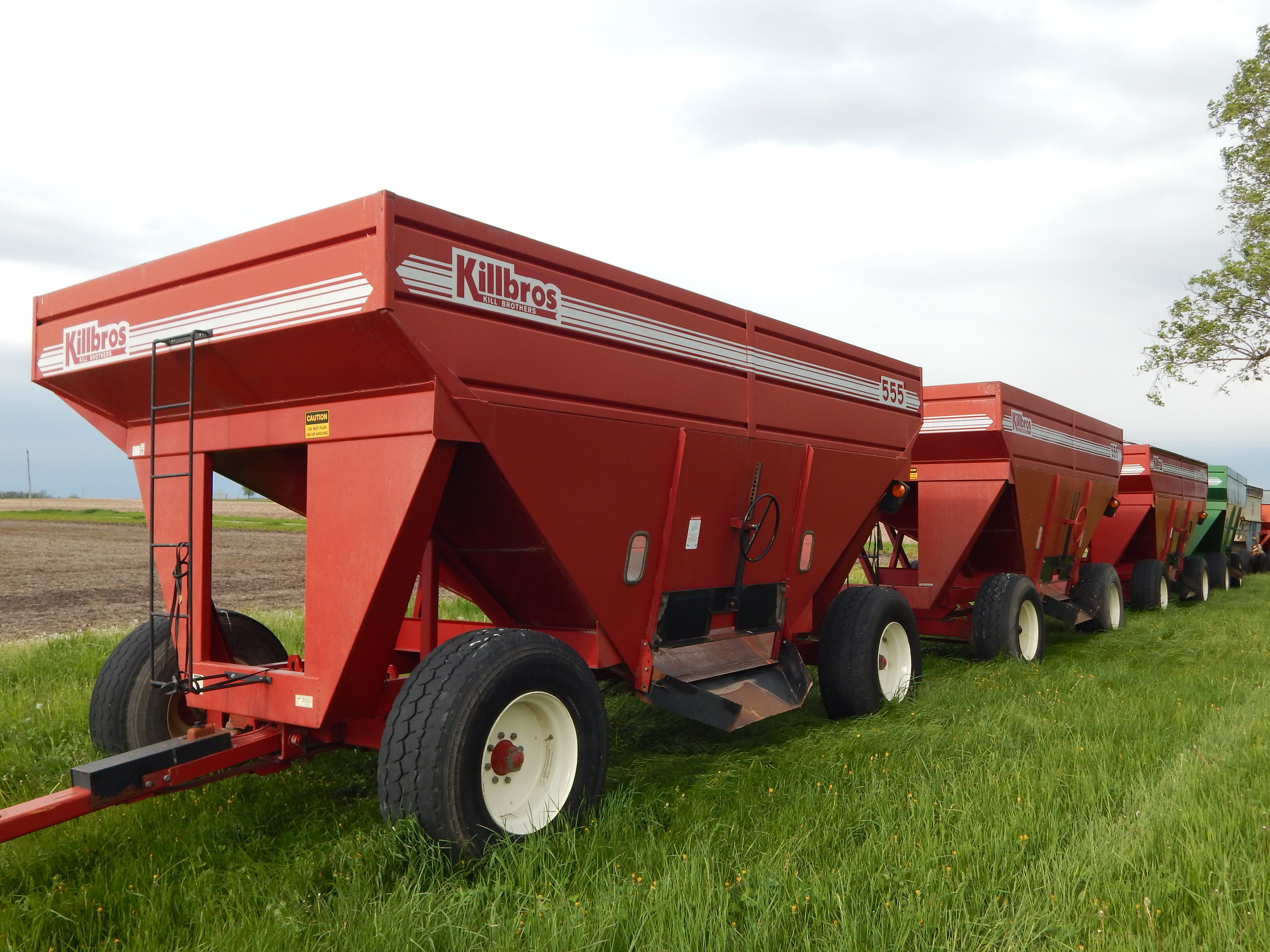 Property photo 14 - FARM EQUIPMENT AUCTION - LIVINGSTON COUNTY, IL