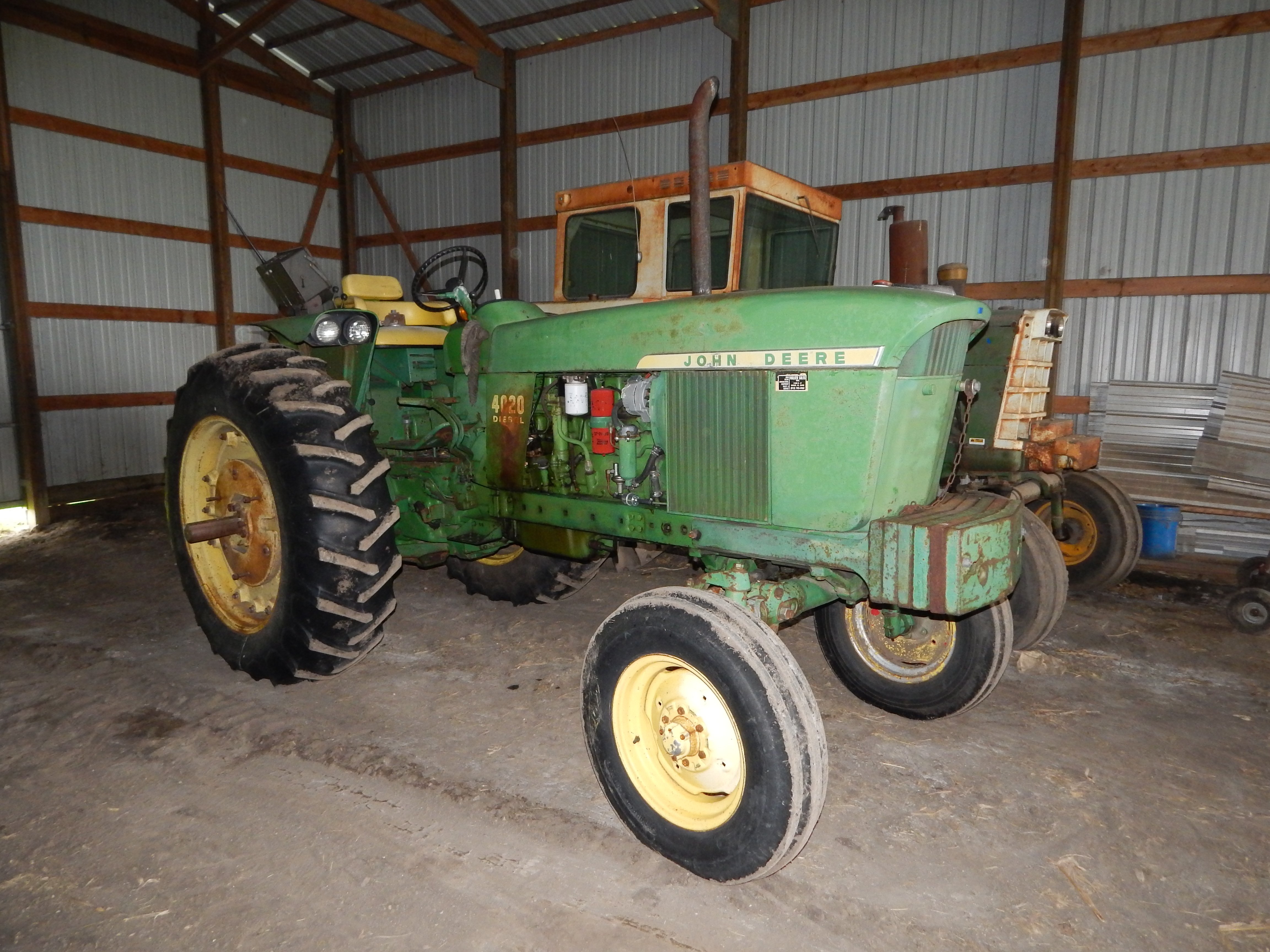 Property photo 25 - FARM EQUIPMENT AUCTION - LIVINGSTON COUNTY, IL