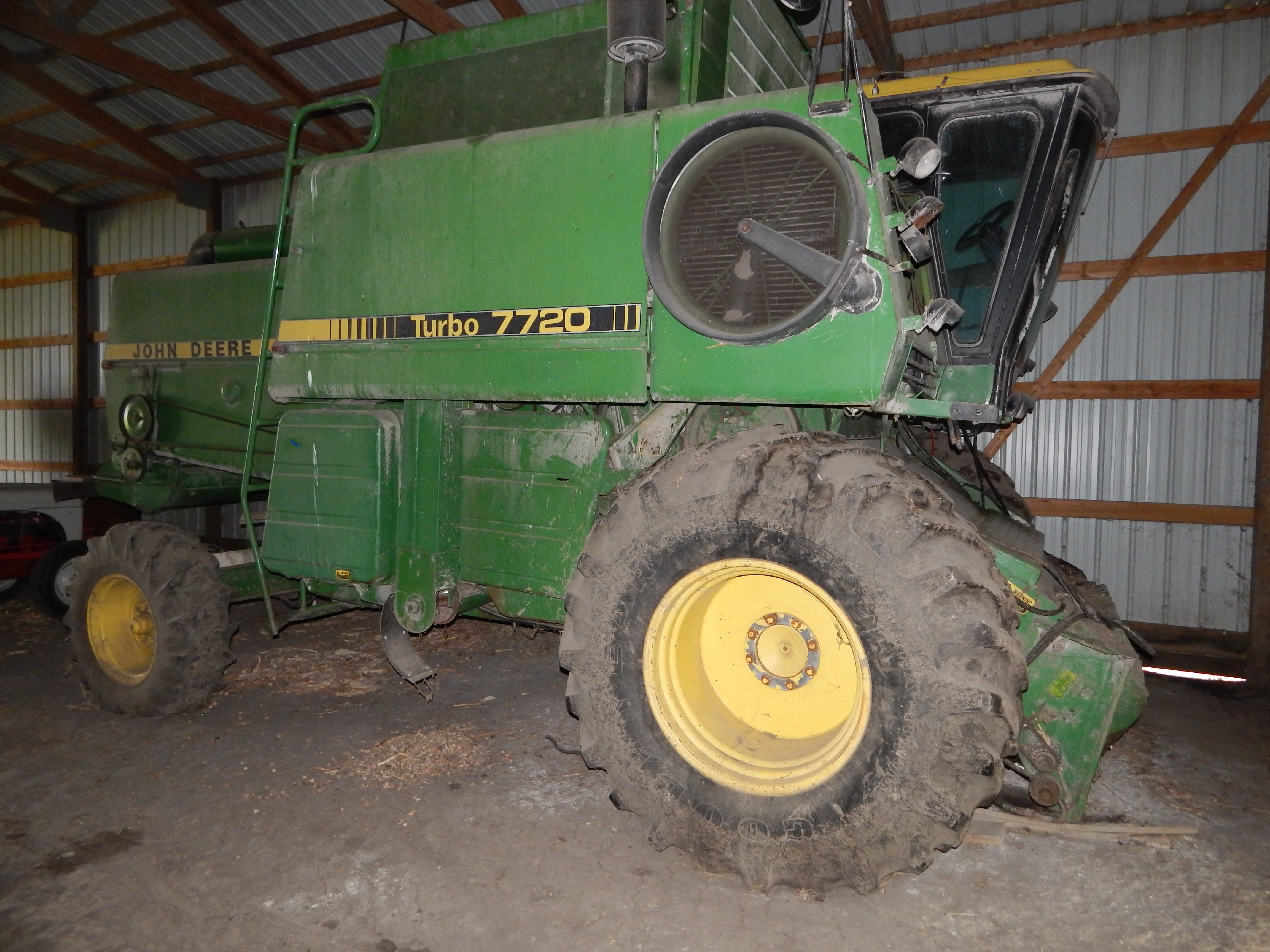 Property photo 26 - FARM EQUIPMENT AUCTION - LIVINGSTON COUNTY, IL