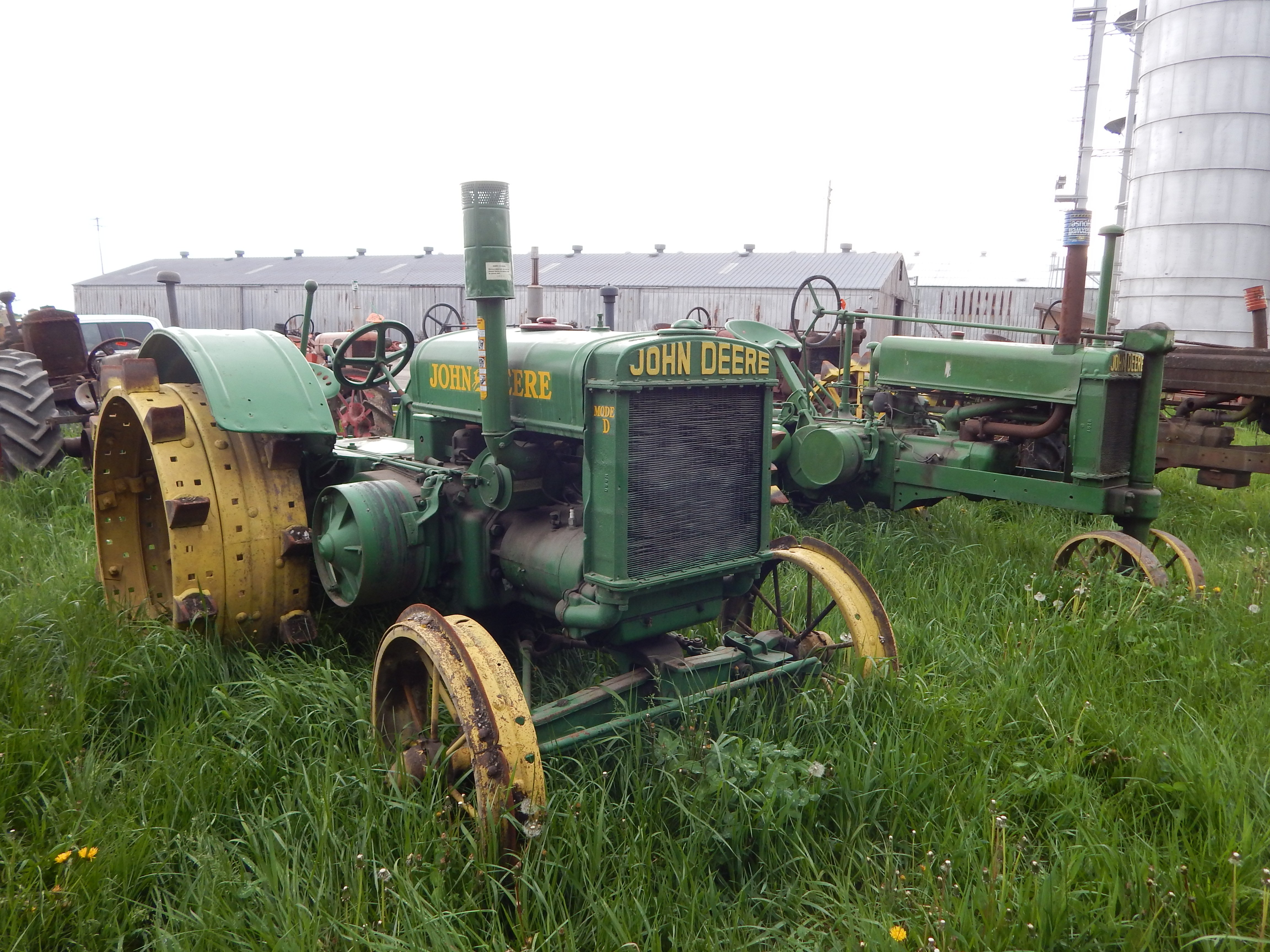 Property photo 27 - FARM EQUIPMENT AUCTION - LIVINGSTON COUNTY, IL