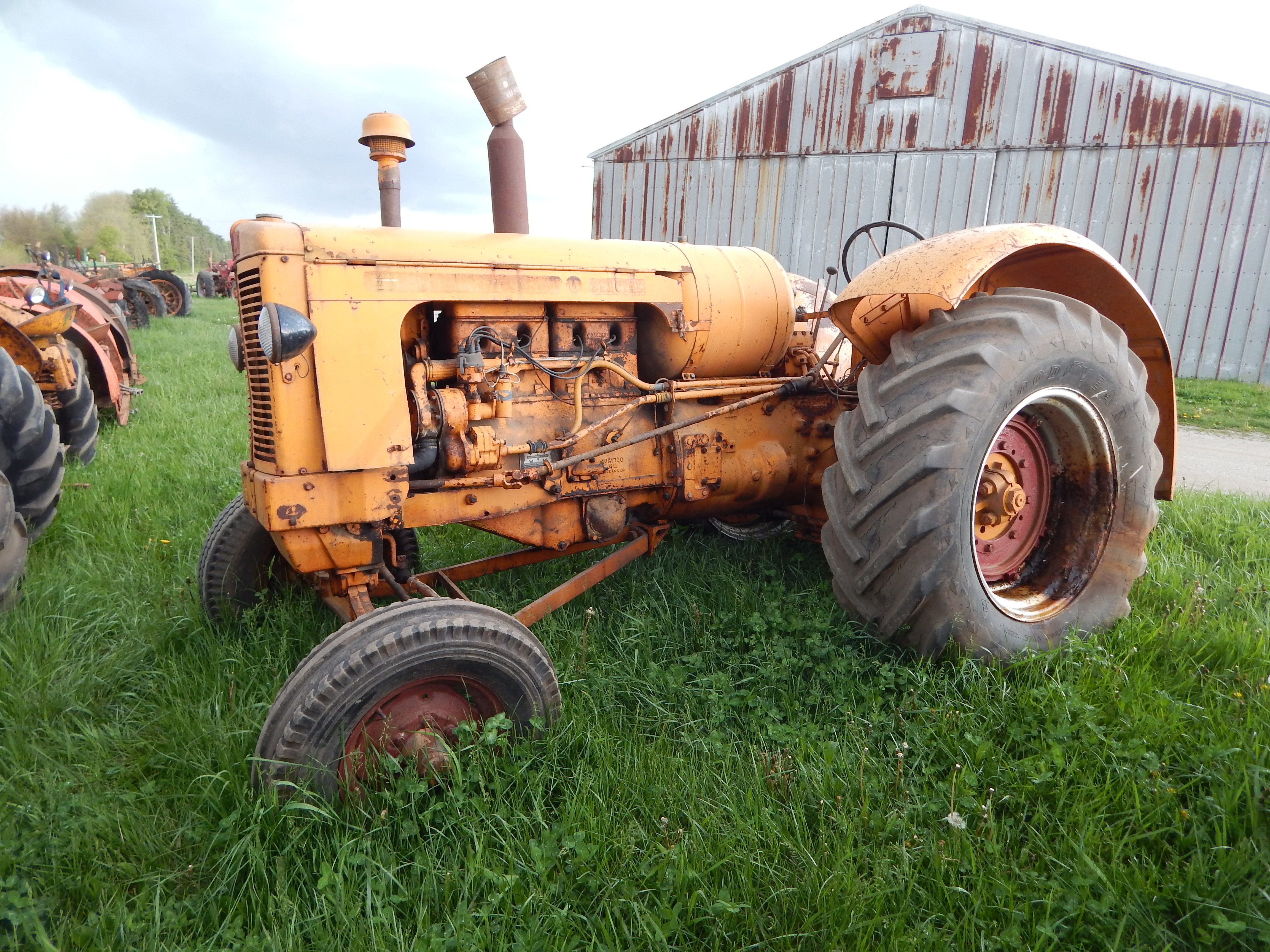 Property photo 4 - FARM EQUIPMENT AUCTION - LIVINGSTON COUNTY, IL
