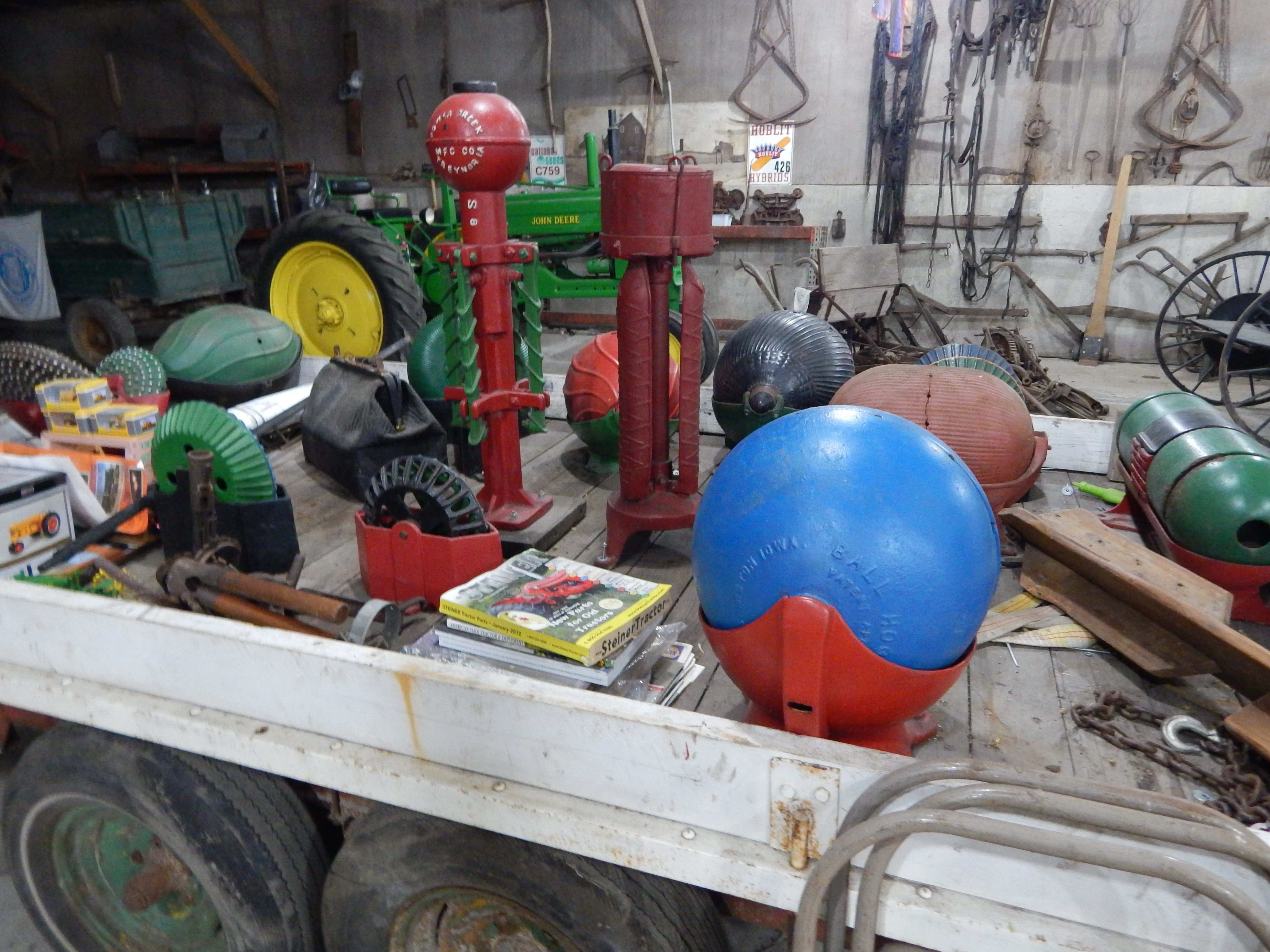 Property photo 11 - FARM EQUIPMENT AUCTION - LIVINGSTON COUNTY, IL