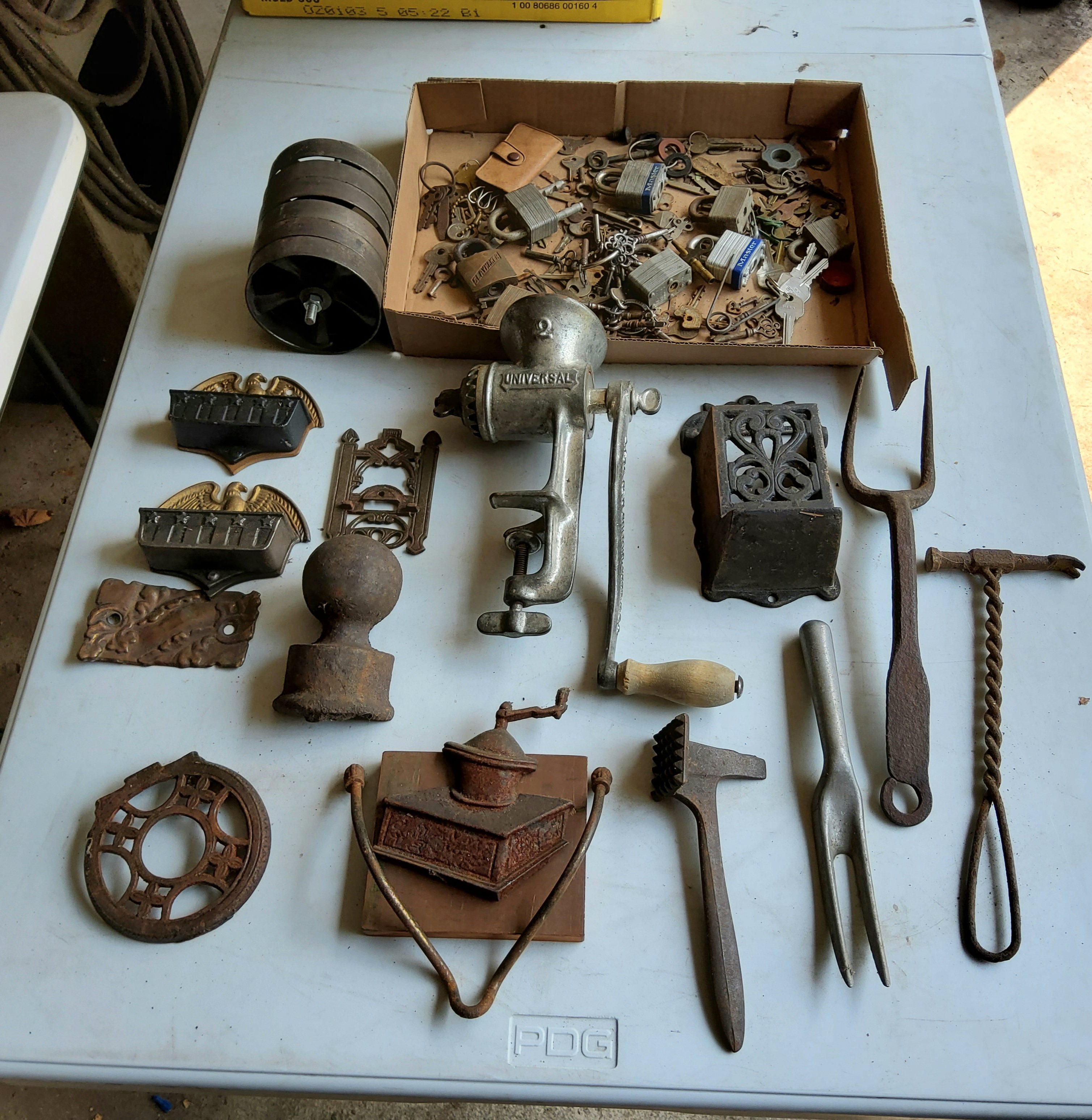 Property photo 110 - TIMED ONLINE ONLY - PERSONAL PROPERTY AUCTION IN WHITLEY COUNTY, INDIANA