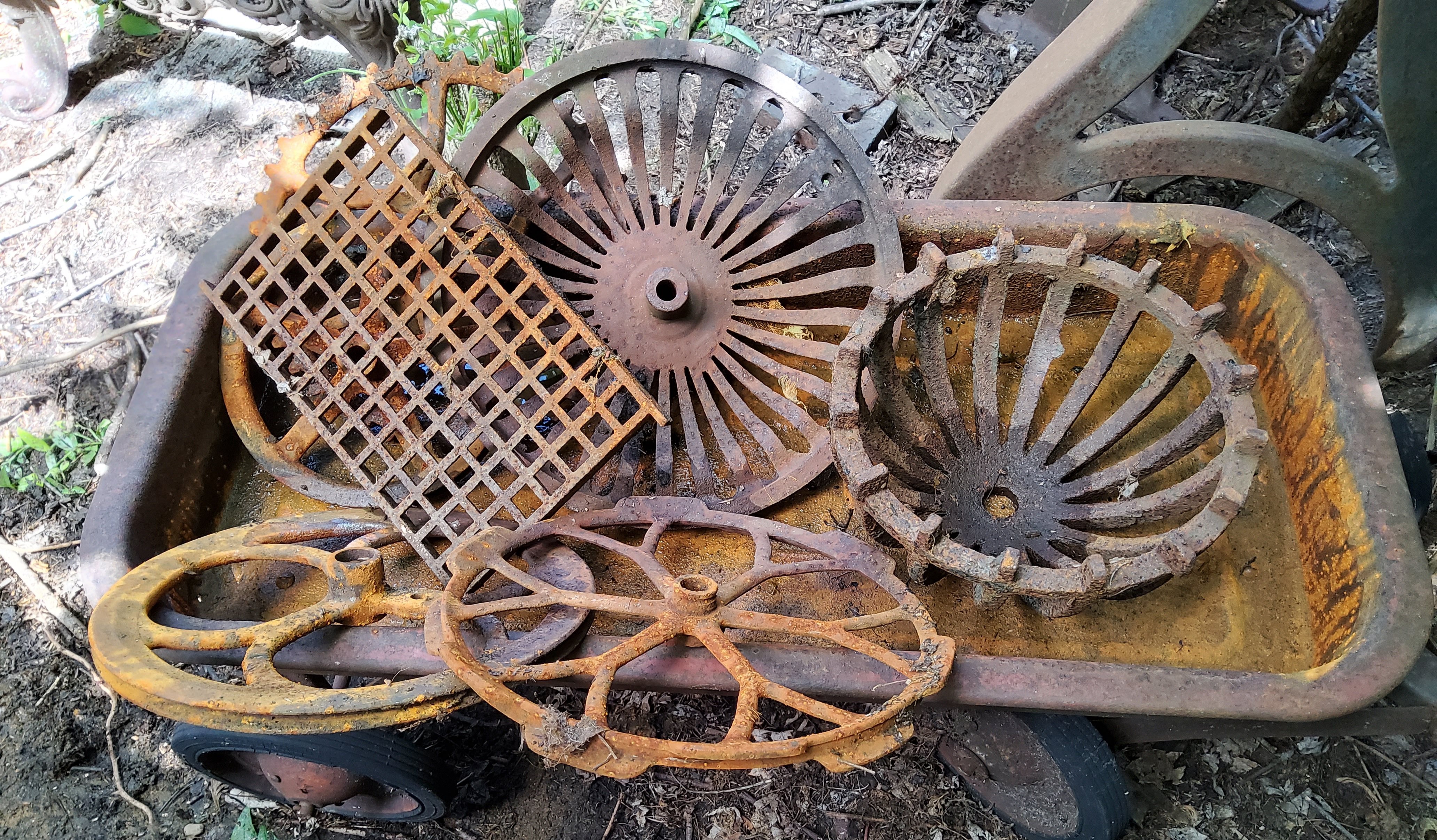 Property photo 195 - TIMED ONLINE ONLY - PERSONAL PROPERTY AUCTION IN WHITLEY COUNTY, INDIANA
