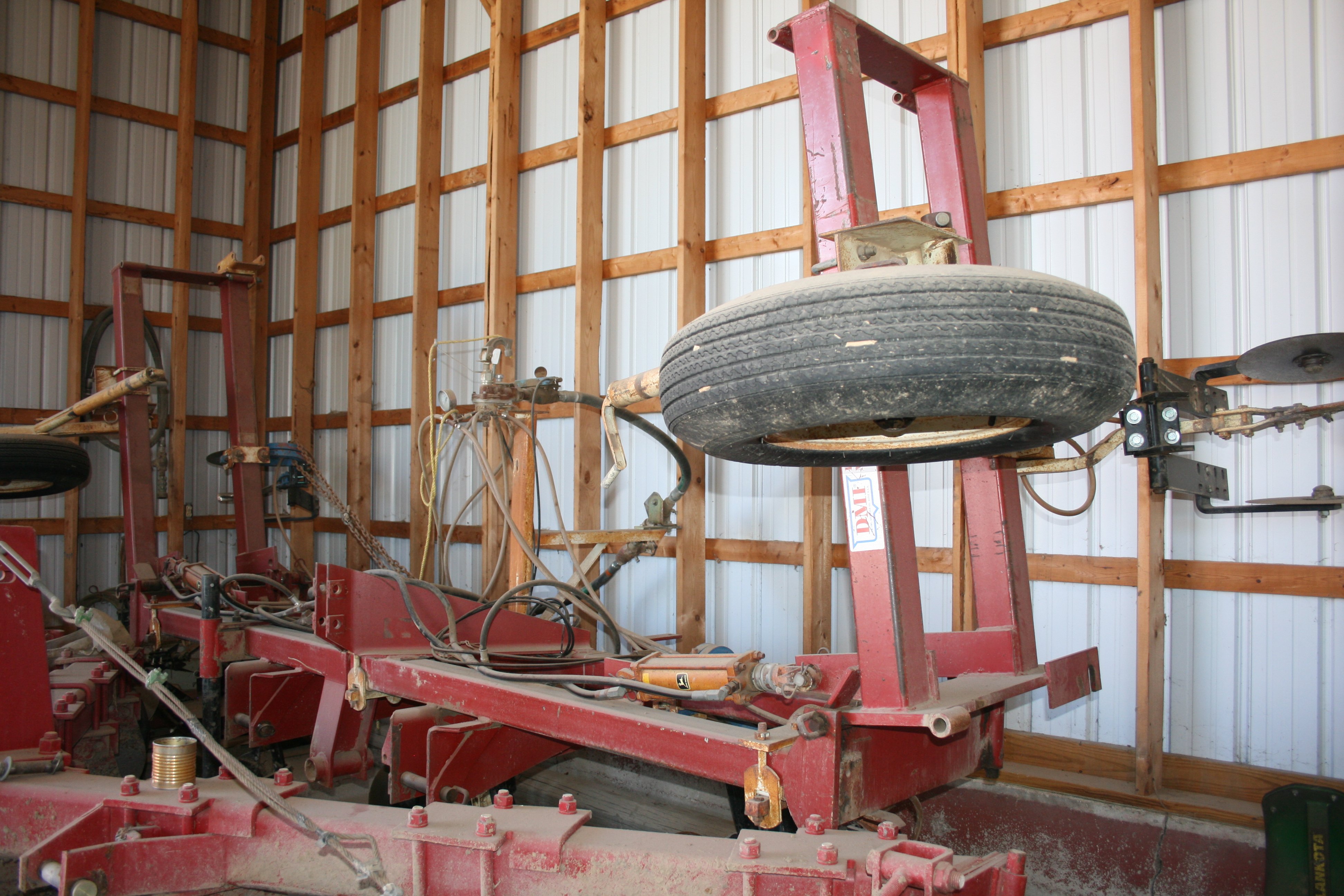 Property photo 48 - FARM EQUIPMENT AUCTION - ADAMS COUNTY, INDIANA