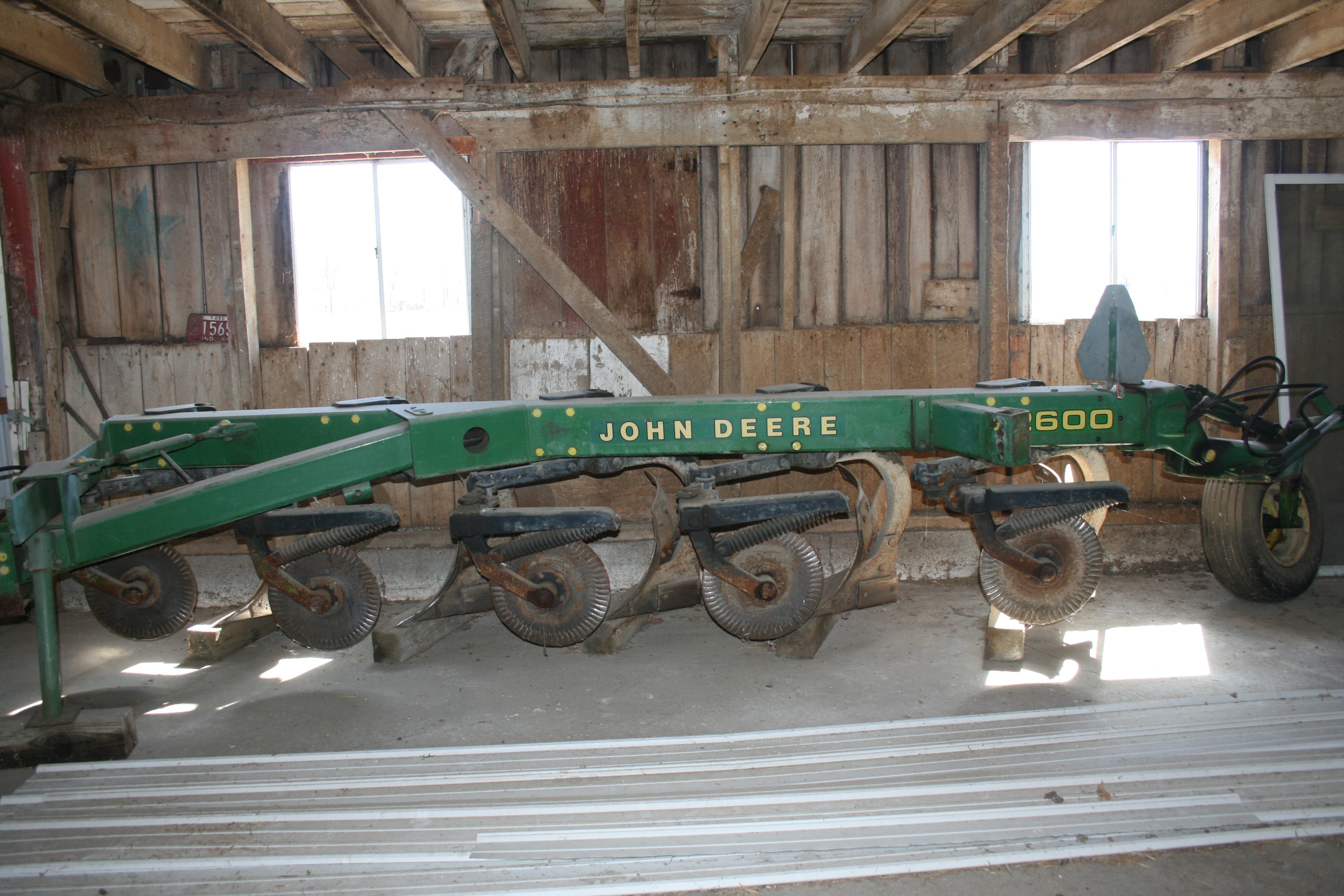 Property photo 17 - FARM EQUIPMENT AUCTION - ADAMS COUNTY, INDIANA