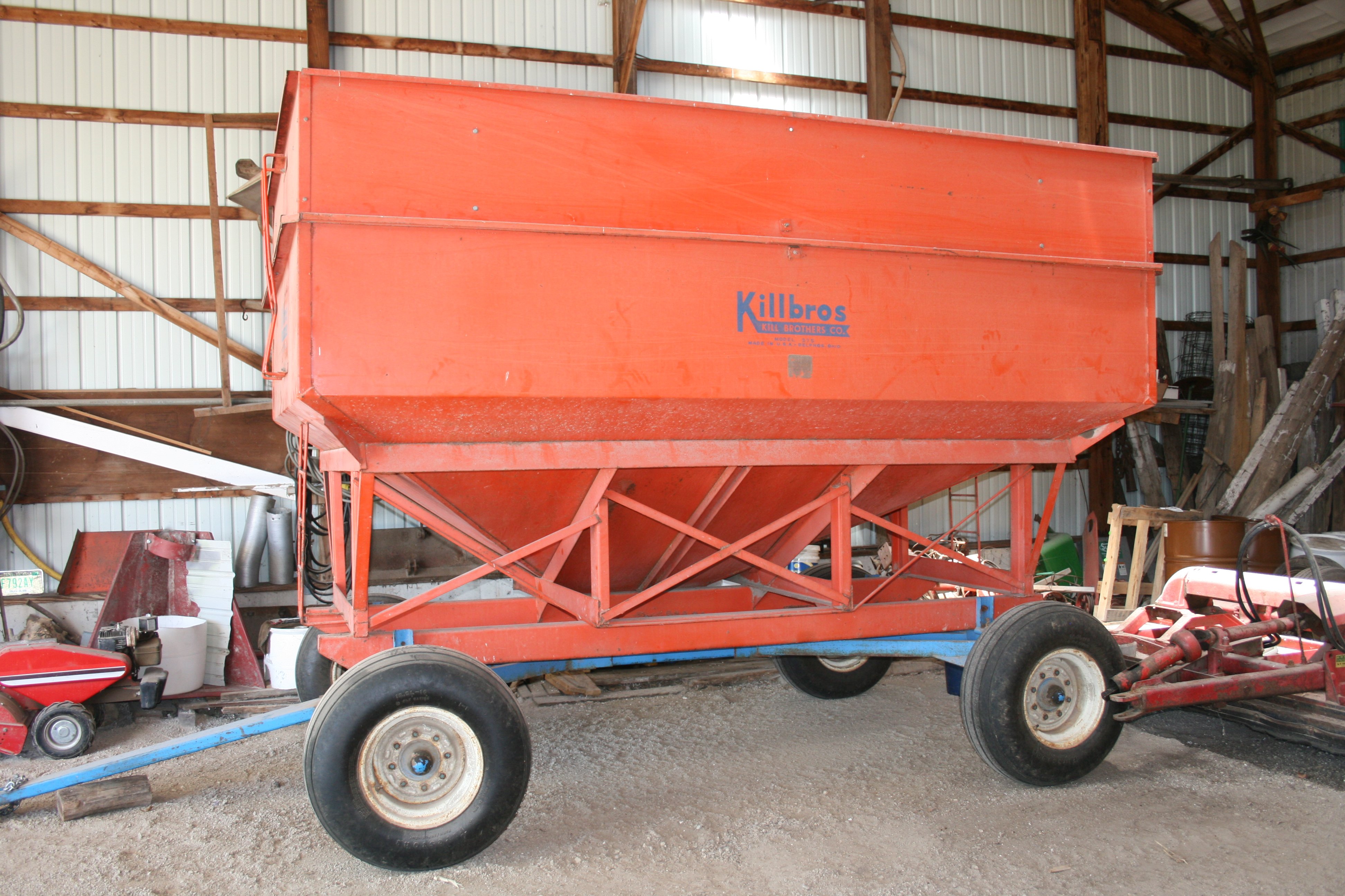 Property photo 25 - FARM EQUIPMENT AUCTION - ADAMS COUNTY, INDIANA