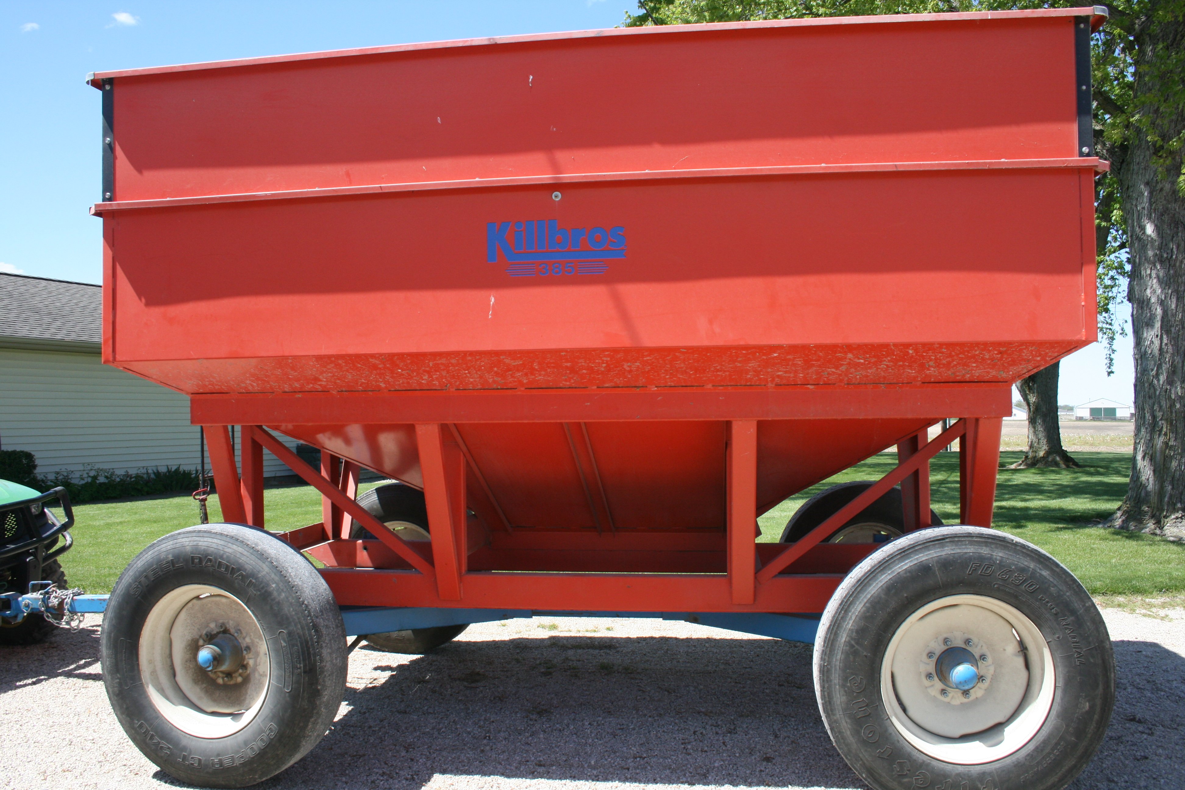 Property photo 44 - FARM EQUIPMENT AUCTION - ADAMS COUNTY, INDIANA