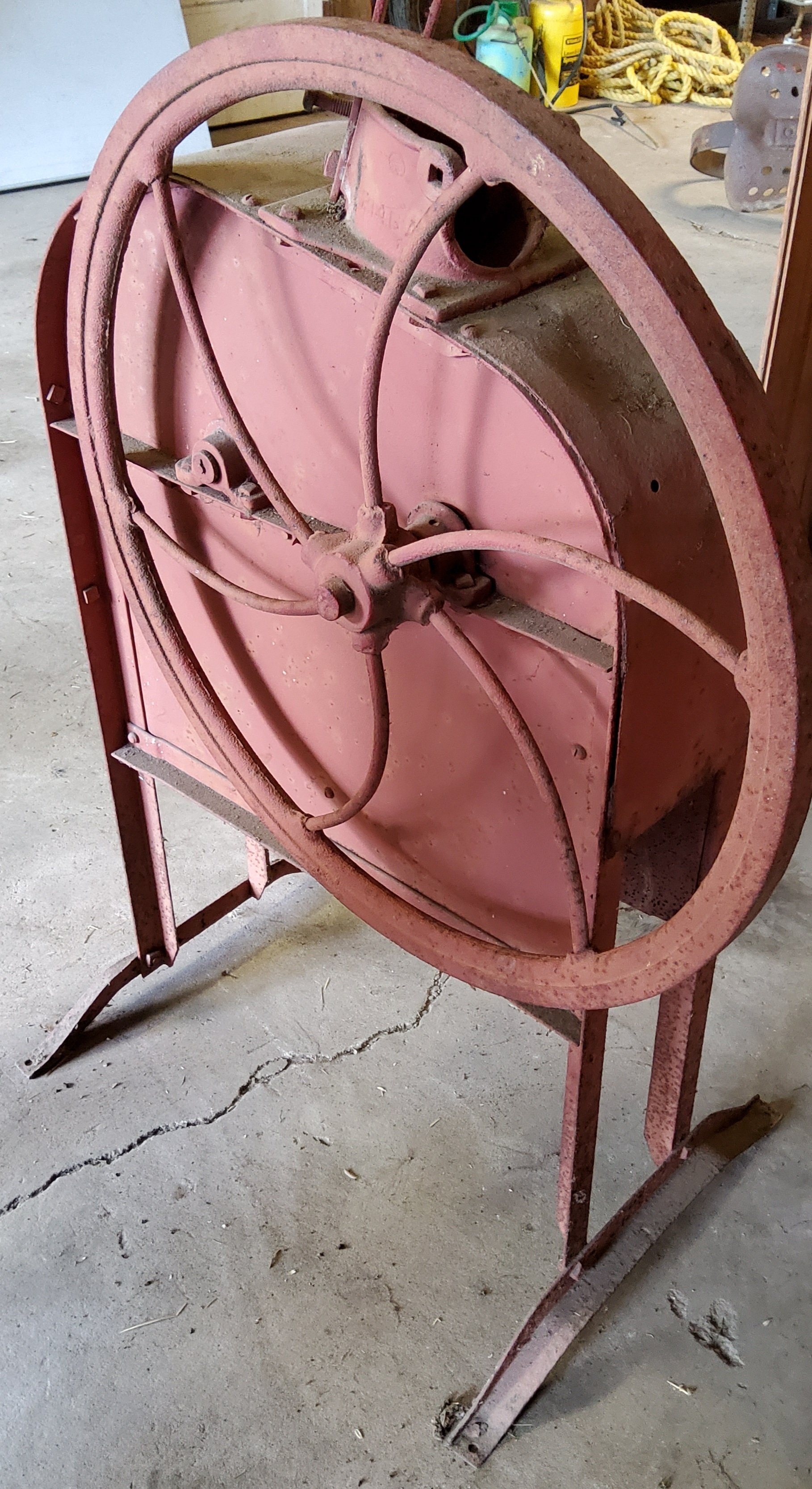 Property photo 17 - TIMED ONLINE ONLY - PERSONAL PROPERTY AUCTION IN WHITLEY COUNTY, INDIANA