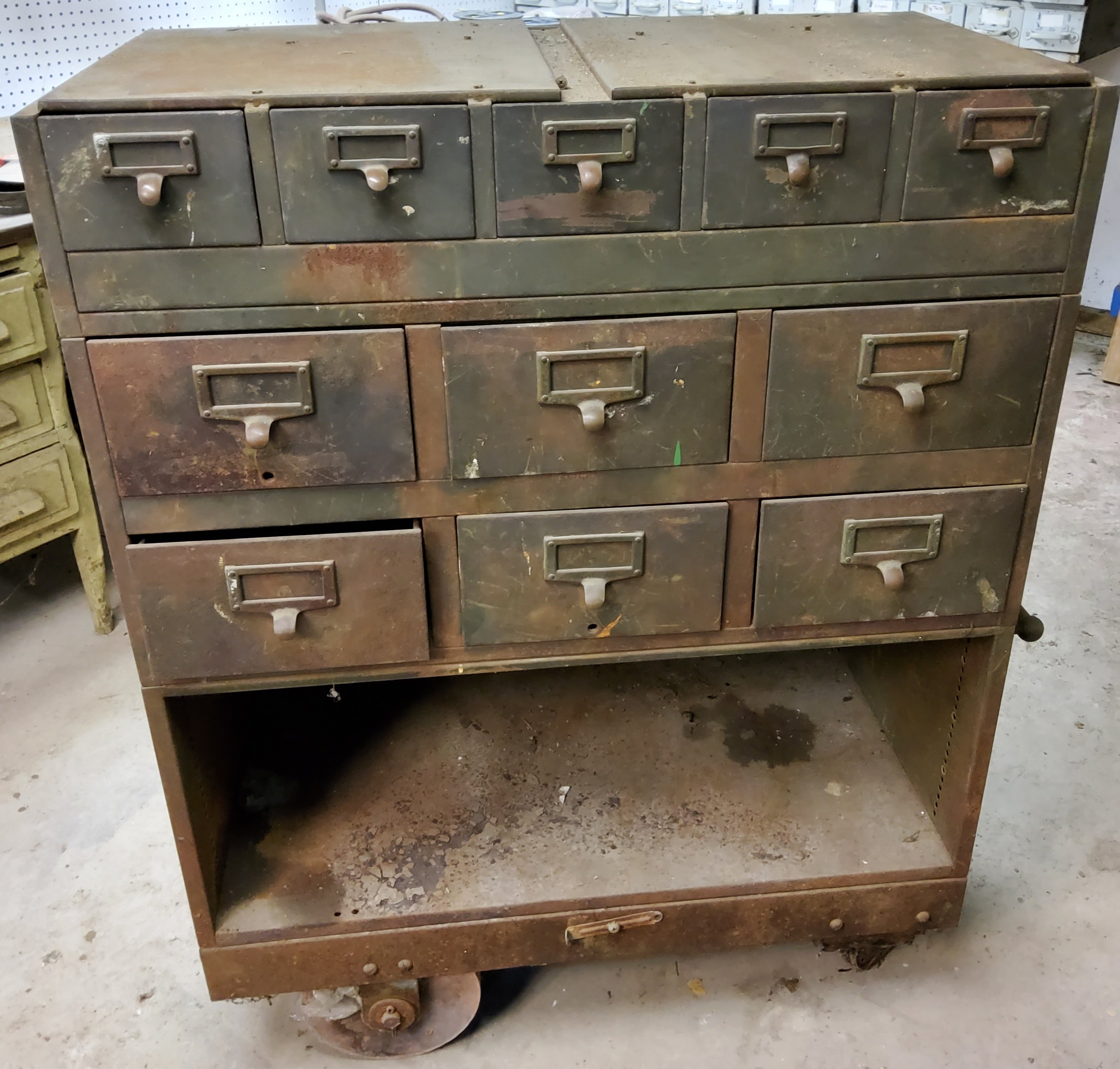 Property photo 23 - TIMED ONLINE ONLY - PERSONAL PROPERTY AUCTION IN WHITLEY COUNTY, INDIANA
