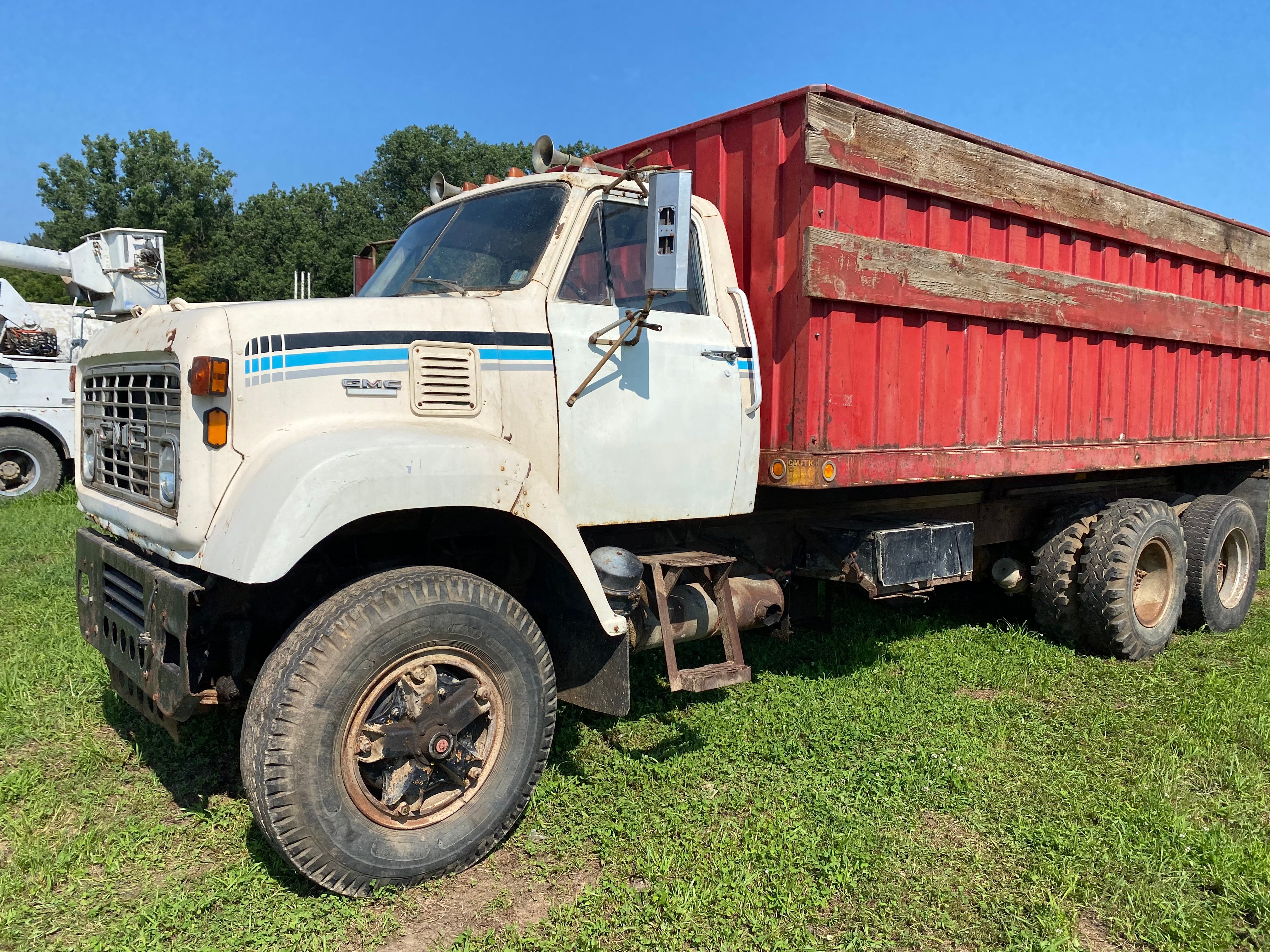 Property photo 243 - VIRTUAL AUGUST FARM EQUIPMENT AUCTION