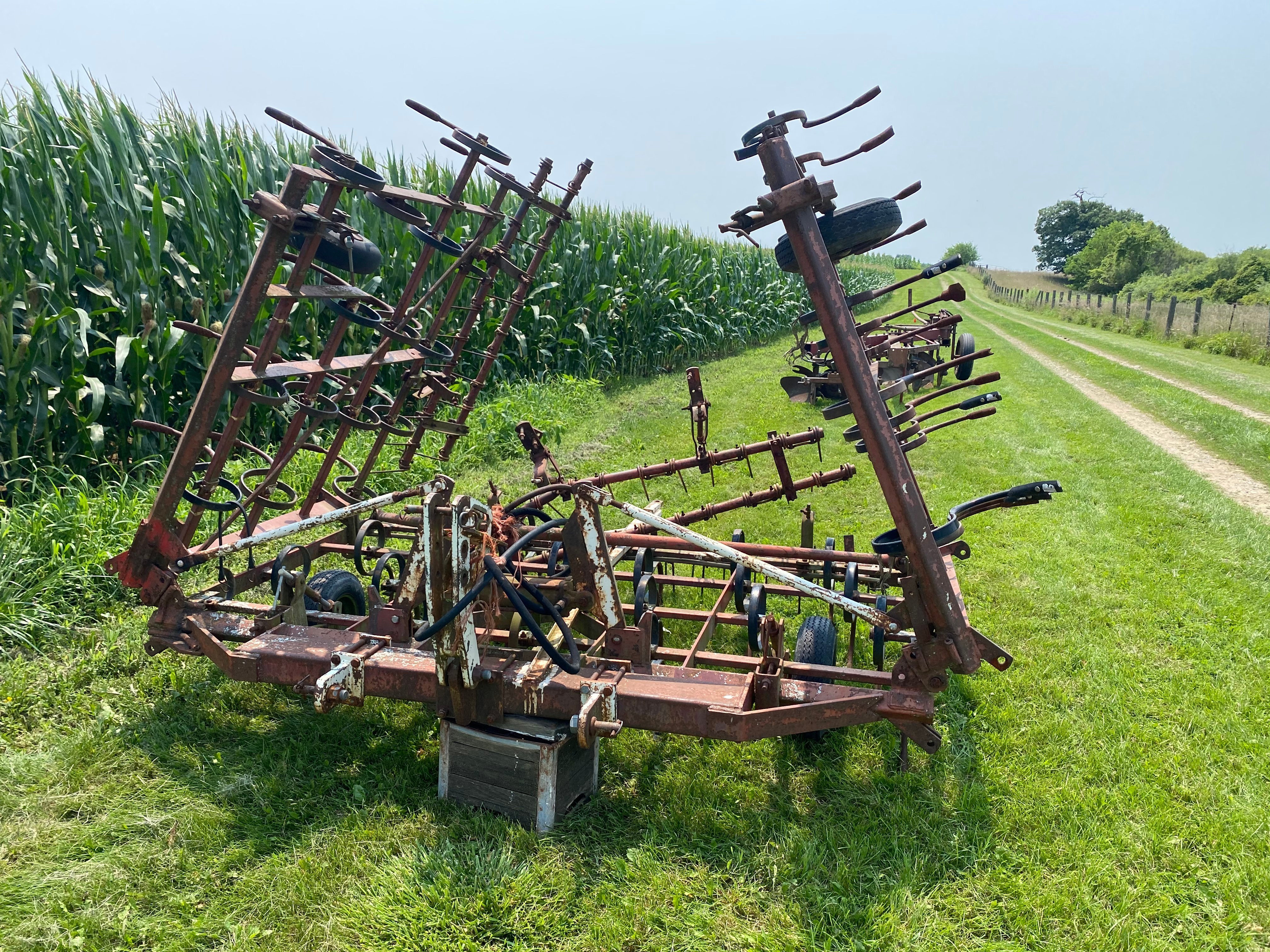 Property photo 33 - TIMED ONLINE ONLY FARM EQUIPMENT AUCTION