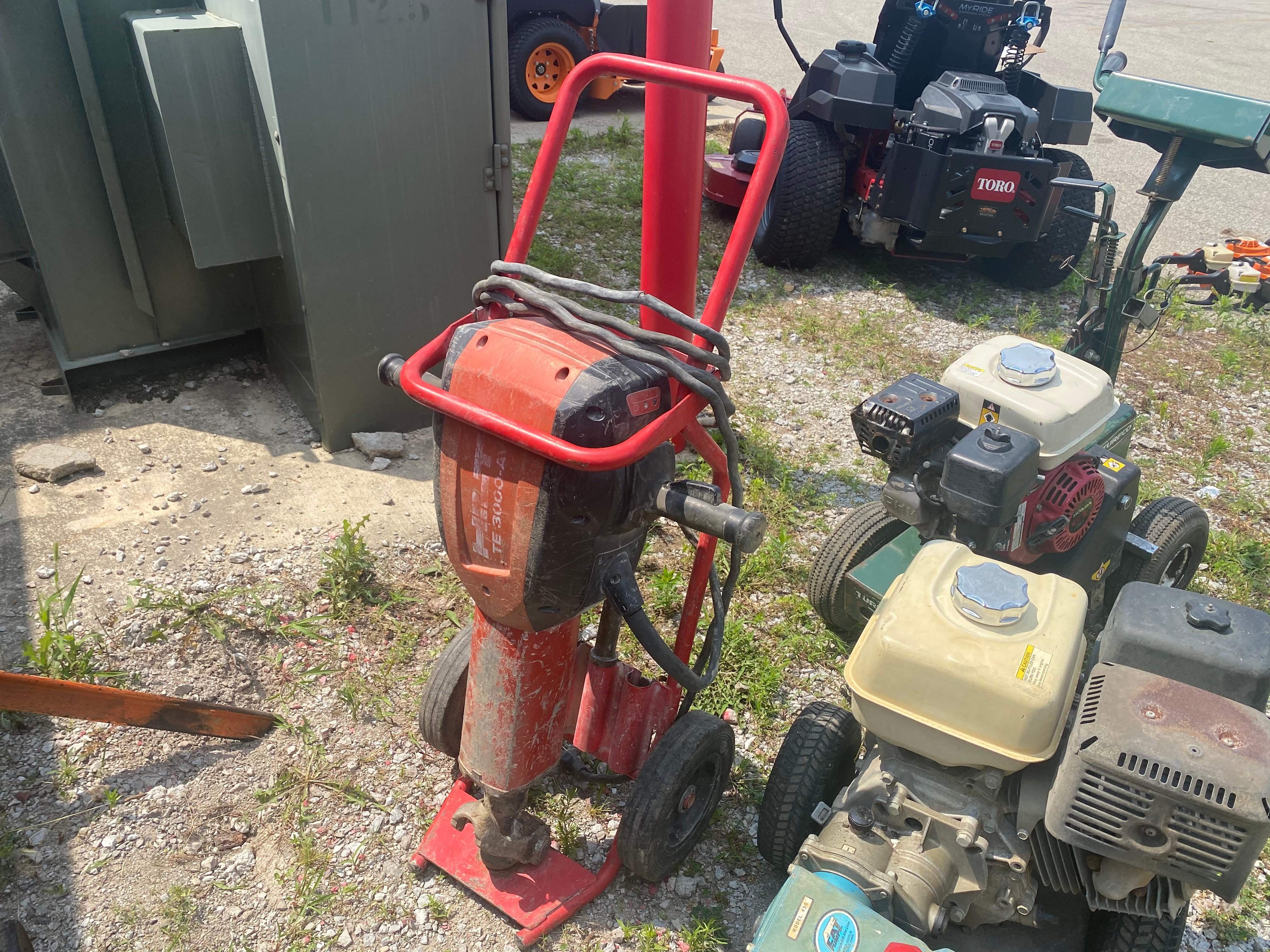 Property photo 46 - TIMED ONLINE ONLY FARM EQUIPMENT AUCTION