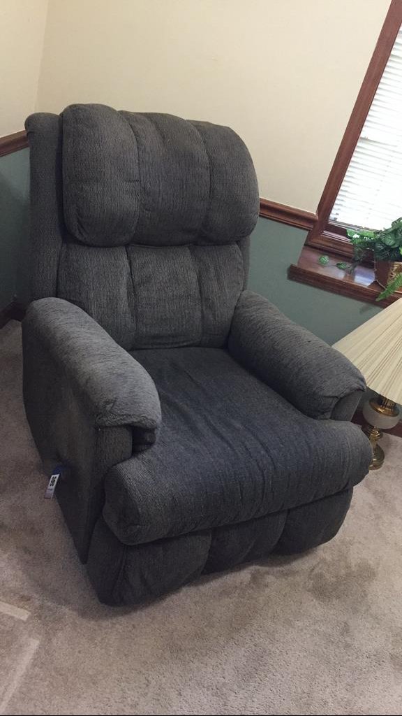 Property photo 136 - TIMED ONLINE ONLY - PERSONAL PROPERTY AUCTION IN ALLEN COUNTY, INDIANA