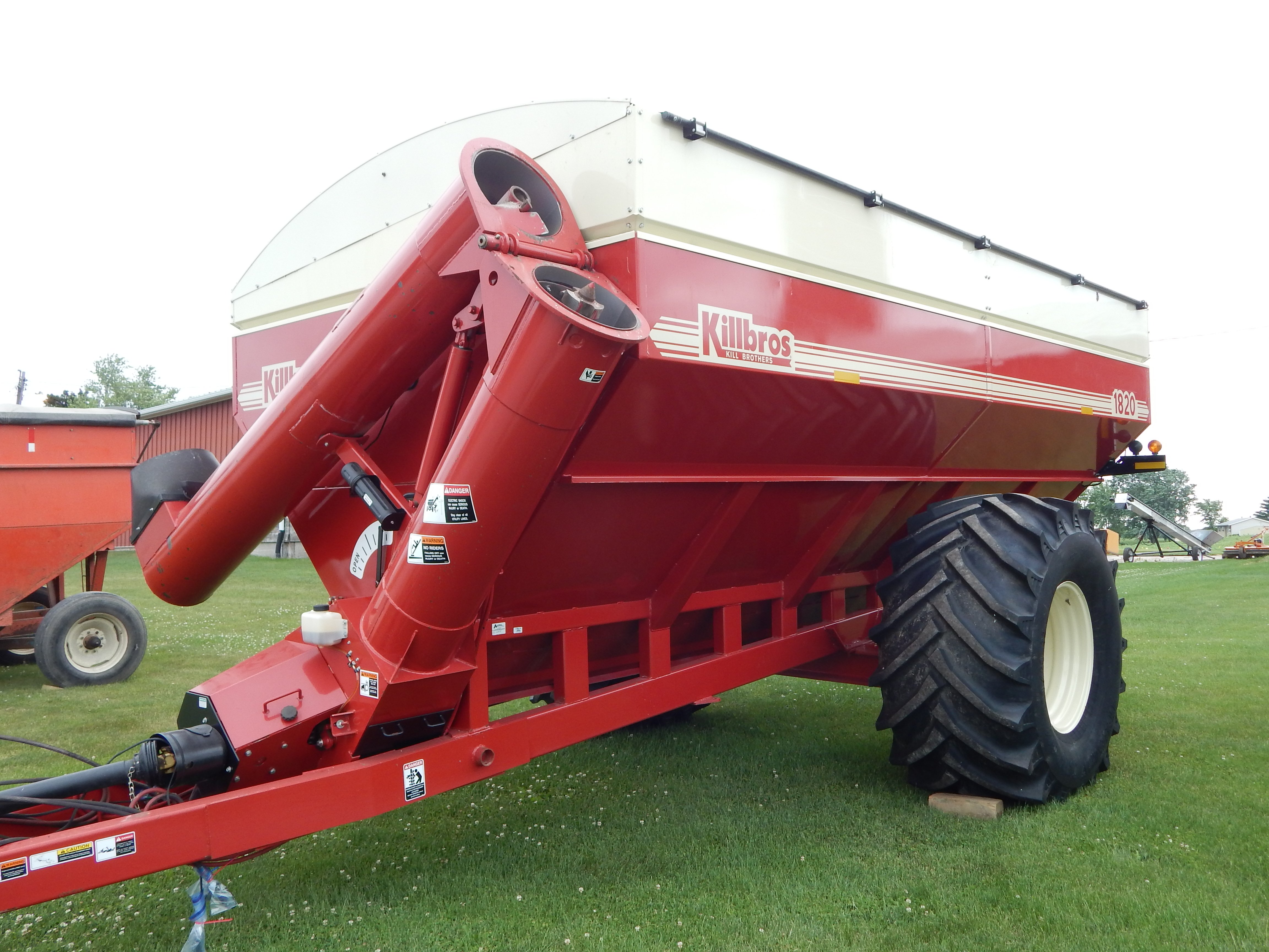 Property photo 9 - FARM EQUIPMENT AUCTION IN LAKE COUNTY, INDIANA