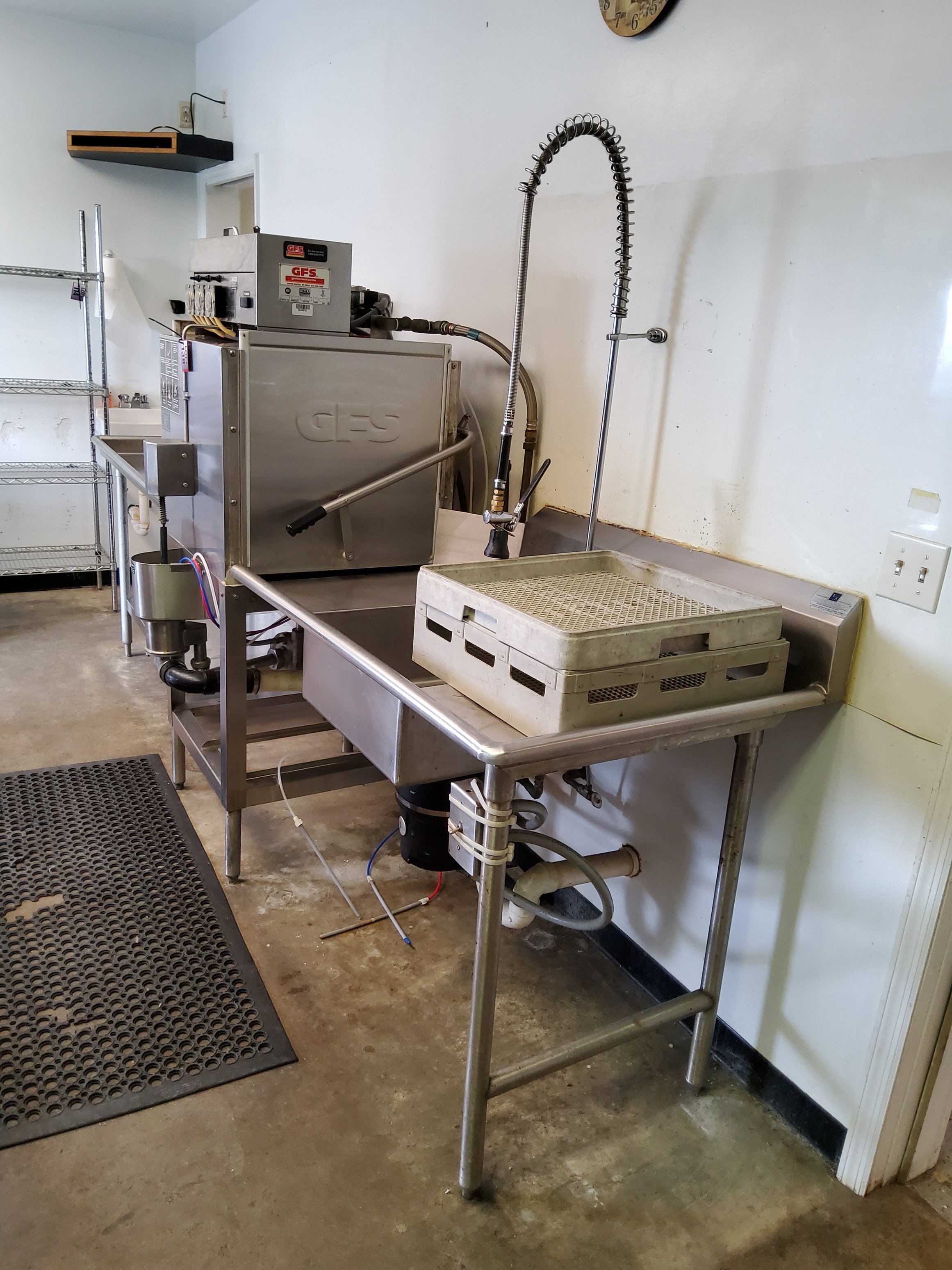 Property photo 2 - TIMED ONLINE ONLY COMMERCIAL KITCHEN & CATERING EQUIPMENT AUCTION - COLUMBIA CITY, IN