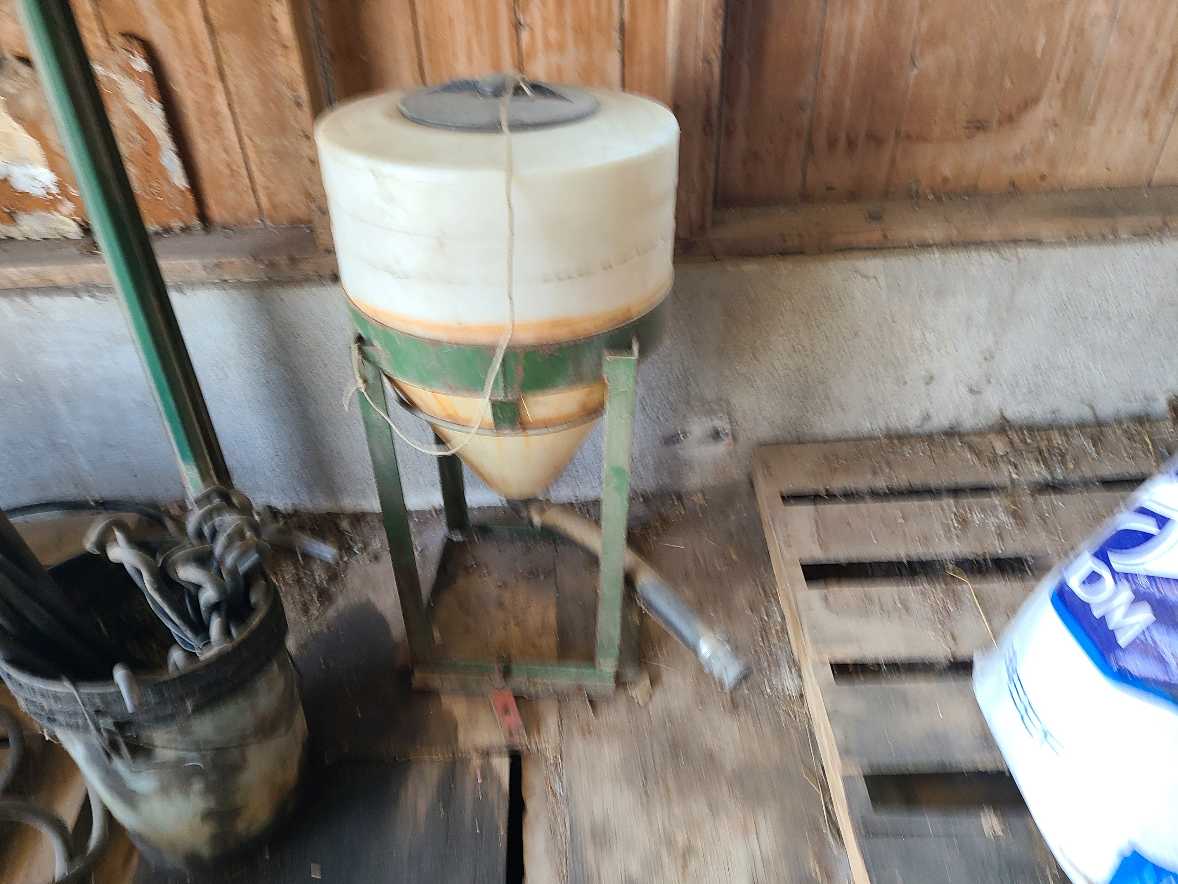 Property photo 101 - RETIREMENT FARM EQUIPMENT AUCTION - ALLEN COUNTY, IN