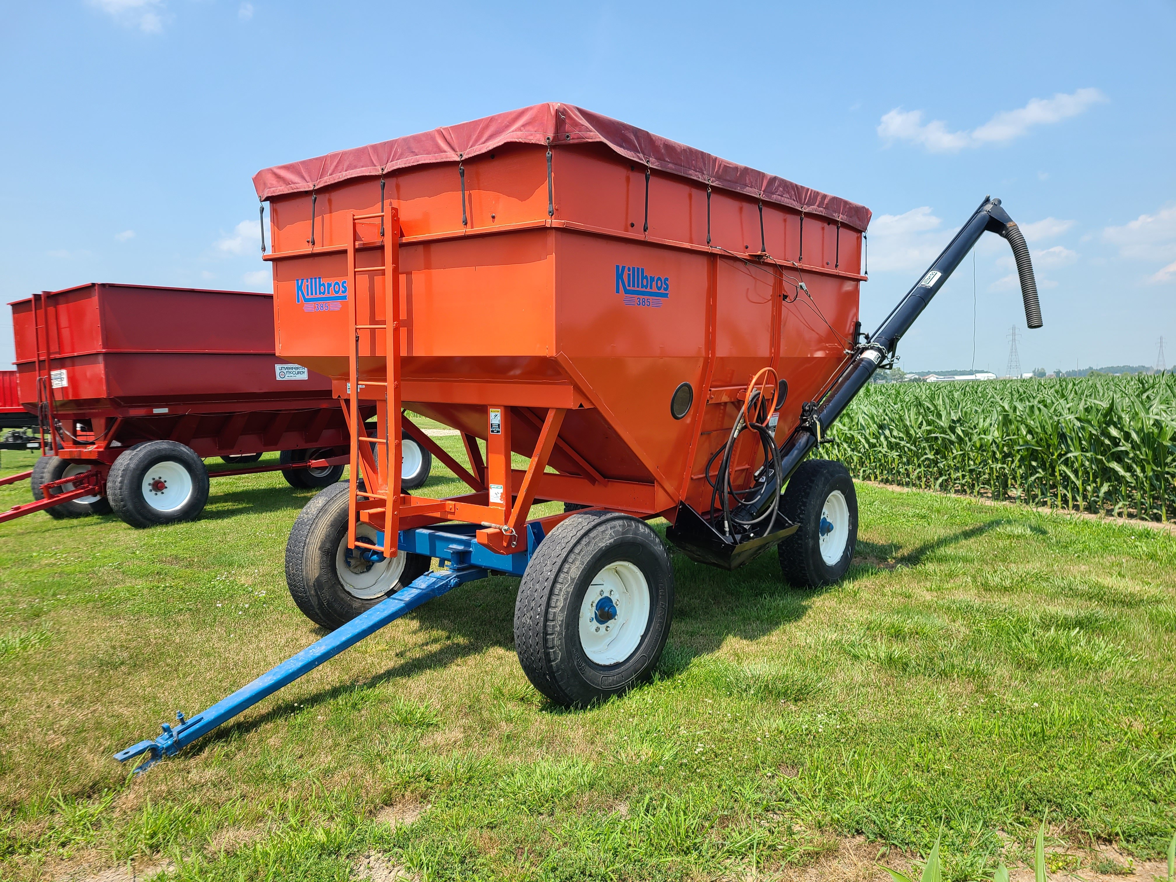 Property photo 113 - RETIREMENT FARM EQUIPMENT AUCTION - ALLEN COUNTY, IN