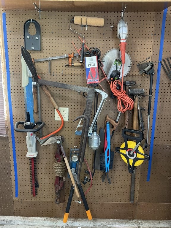 Property photo 241 - TIMED ONLINE ONLY - PERSONAL PROPERTY - ALLEN COUNTY, INDIANA