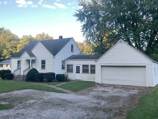 Property photo 11 - ON SITE REAL ESTATE AUCTION - HOME IN ALLEN COUNTY, INDIANA
