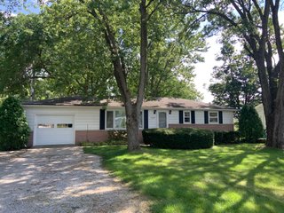 Property photo 1 - REAL ESTATE AUCTION - HOME - ALLEN COUNTY, INDIANA