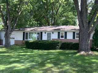 Property photo 3 - REAL ESTATE AUCTION - HOME - ALLEN COUNTY, INDIANA