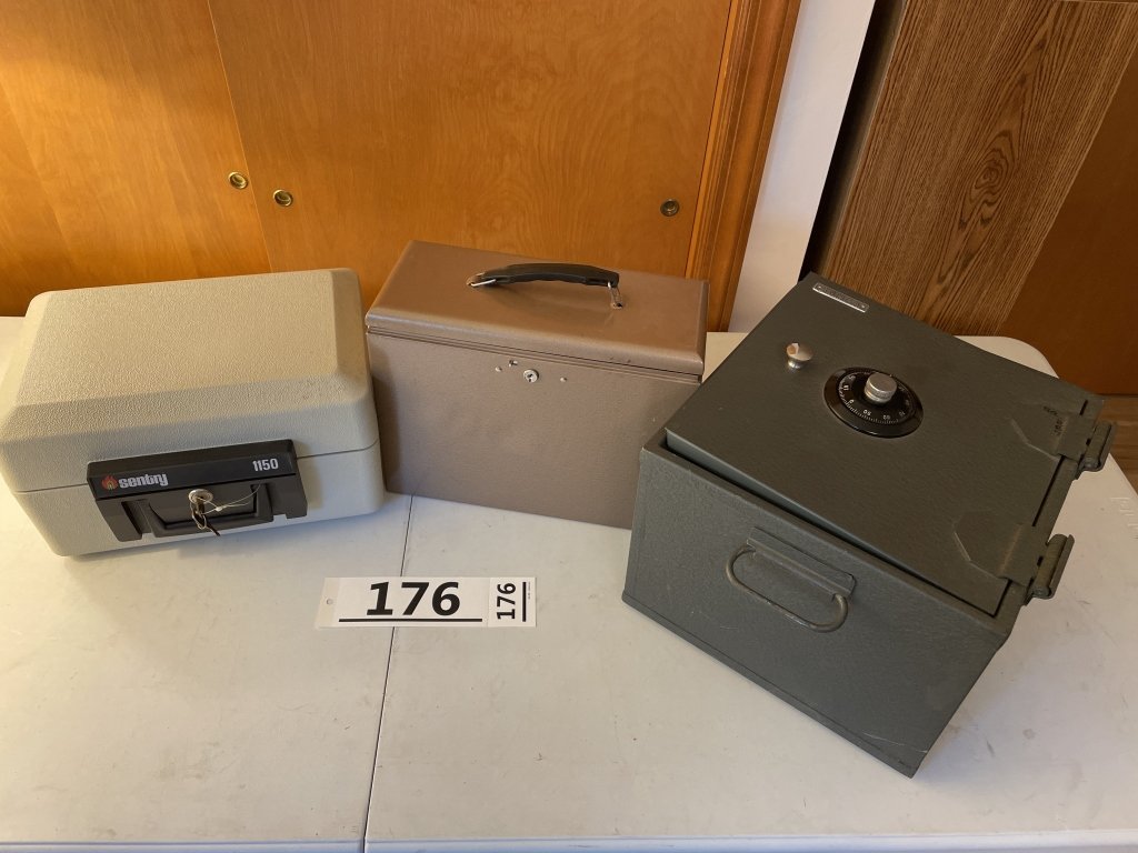Property photo 118 - TIMED ONLINE ONLY - PERSONAL PROPERTY AUCTION IN ALLEN COUNTY, INDIANA