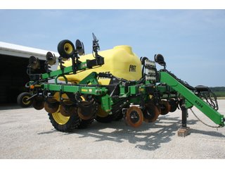 Property photo 32 - FARM EQUIPMENT AUCTION - WELLS COUNTY, INDIANA