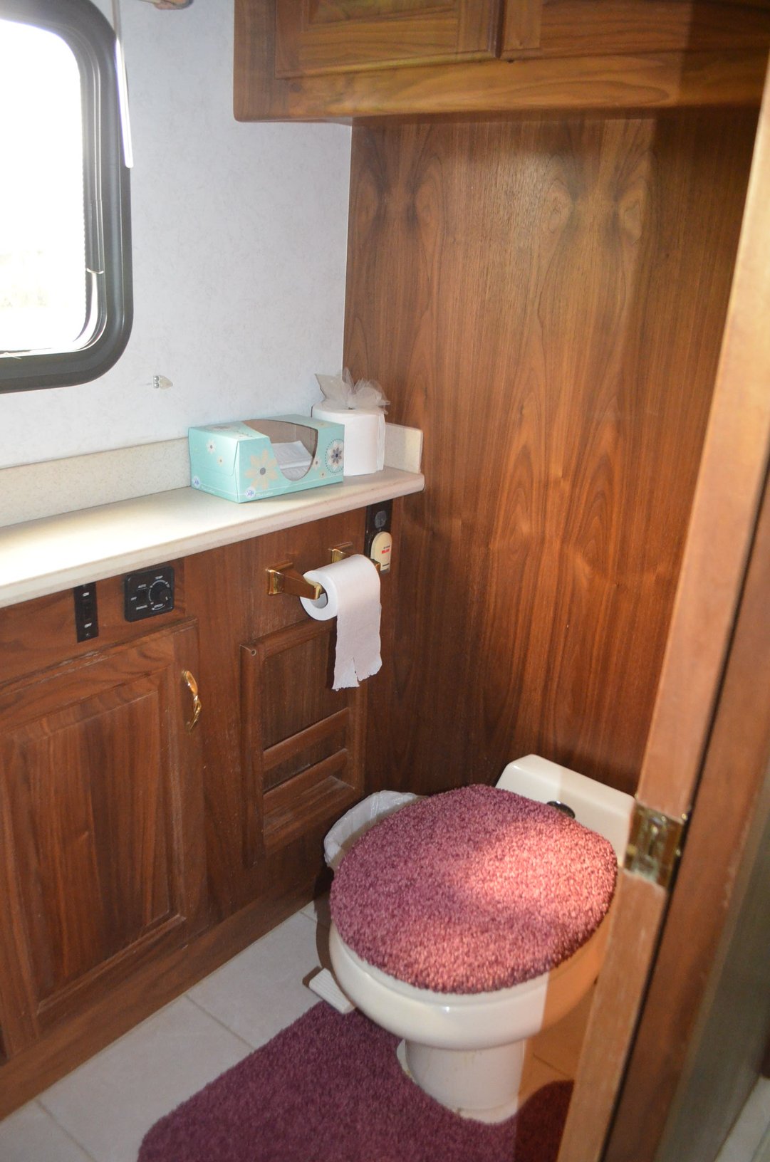 Property photo 9 - TIMED ONLINE ONLY - PERSONAL PROPERTY AUCTION - ALLEN COUNTY, INDIANA