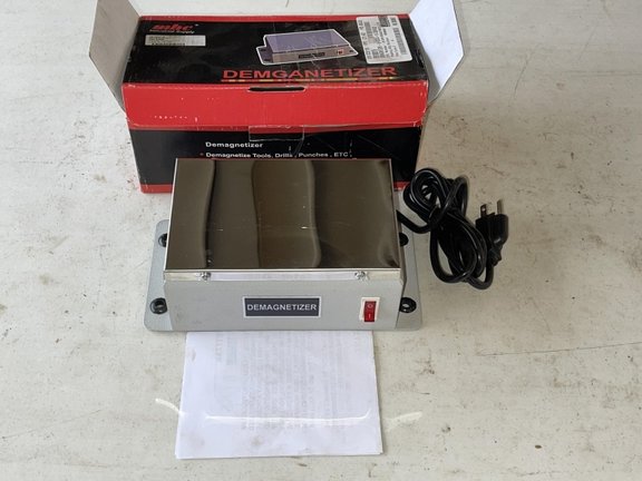 Property photo 103 - TIMED ONLINE ONLY - PERSONAL PROPERTY AUCTION - ALLEN COUNTY, INDIANA