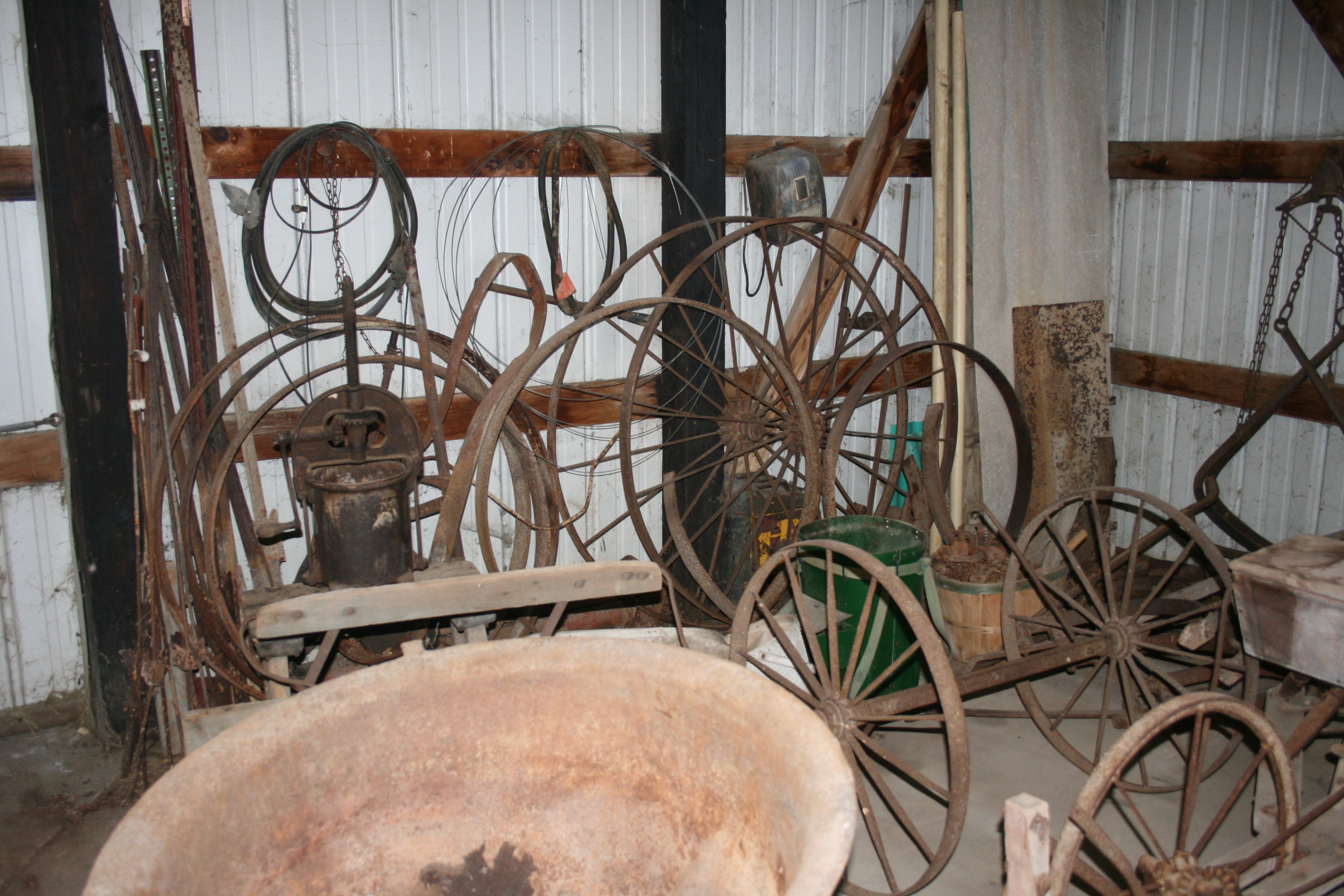 Property photo 114 - PERSONAL PROPERTY AUCTION - WHITLEY COUNTY, INDIANA