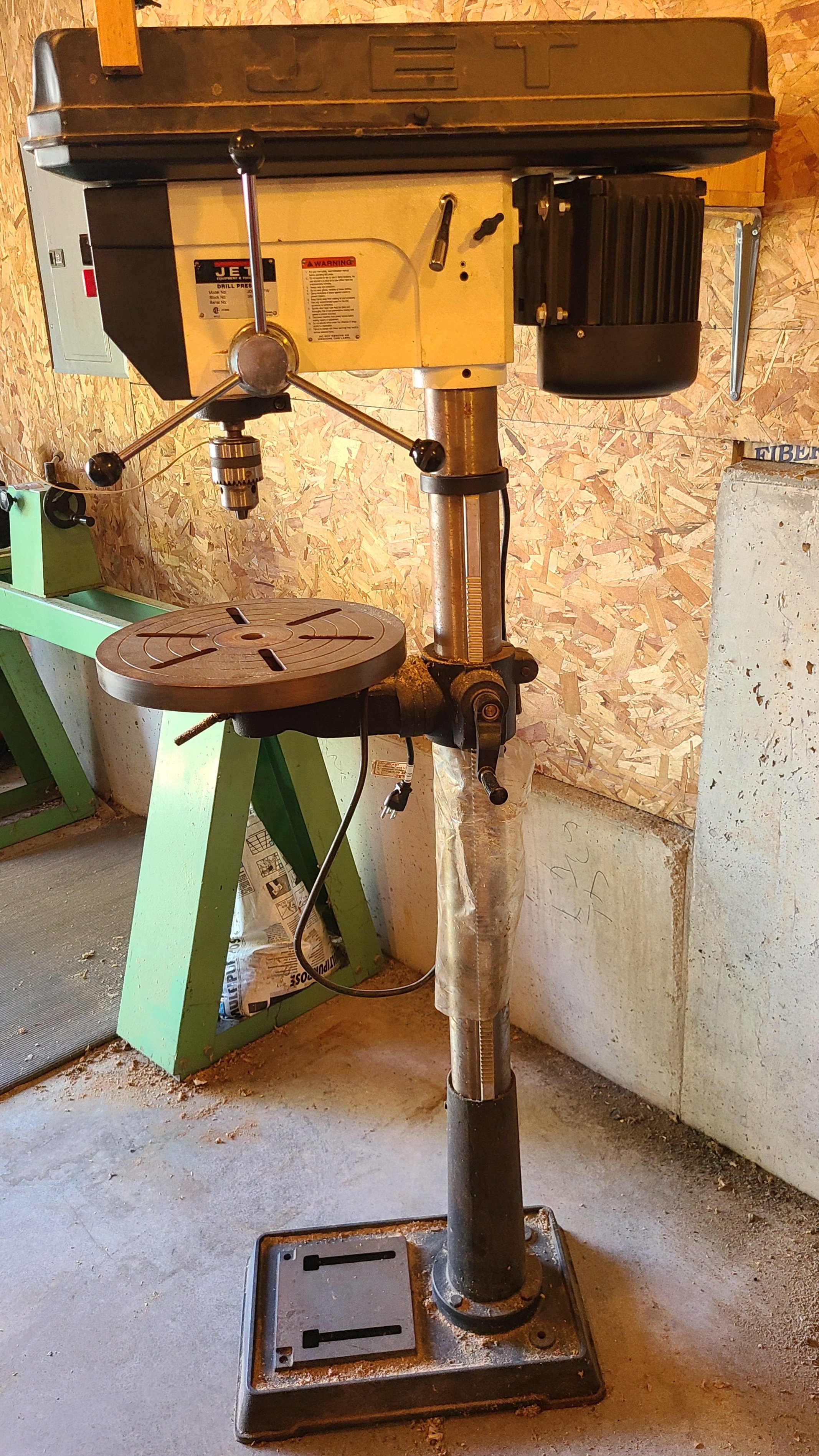 Property photo 13 - TIMED ONLINE ONLY - PERSONAL PROPERTY AUCTION - WHITLEY COUNTY, INDIANA