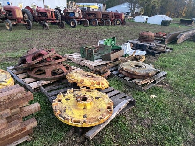 Property photo 215 - FARM & SHOP EQUIPMENT AUCTION - LAGRANGE COUNTY, INDIANA