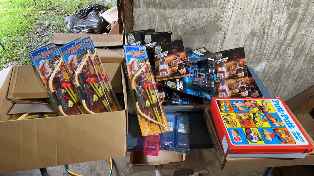 Property photo 308 - TIMED ONLINE ONLY PERSONAL PROPERTY AUCTION - STEUBEN COUNTY, INDIANA