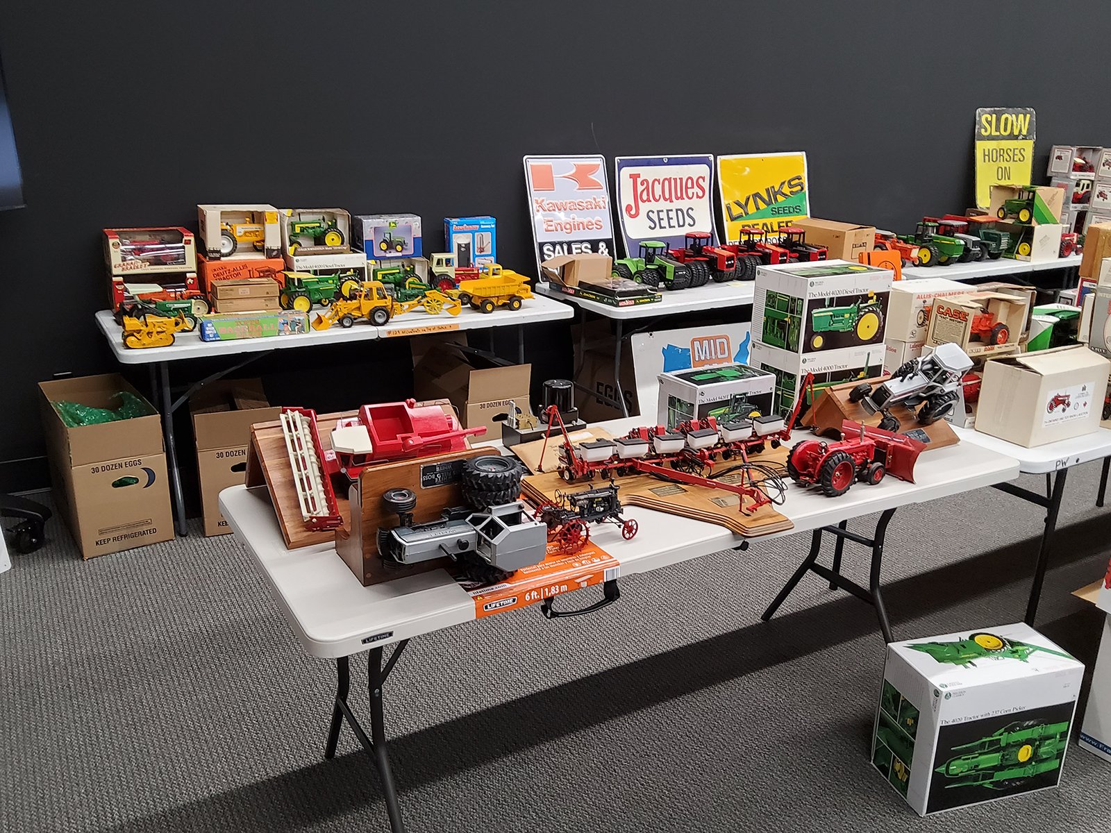 Property photo 46 - TIMED ONLINE ONLY - PERSONAL PROPERTY AUCTION - WHITLEY COUNTY, INDIANA