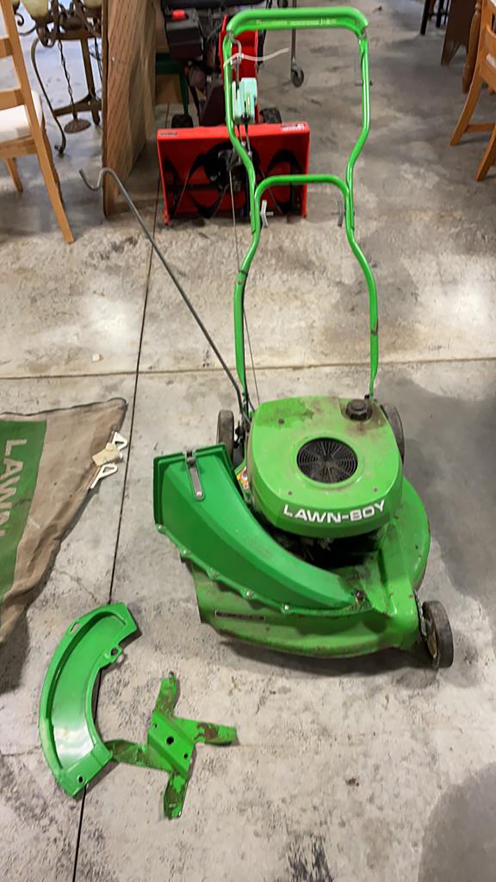 Property photo 208 - TIMED ONLINE ONLY - PERSONAL PROPERTY AUCTION - ALLEN COUNTY, INDIANA
