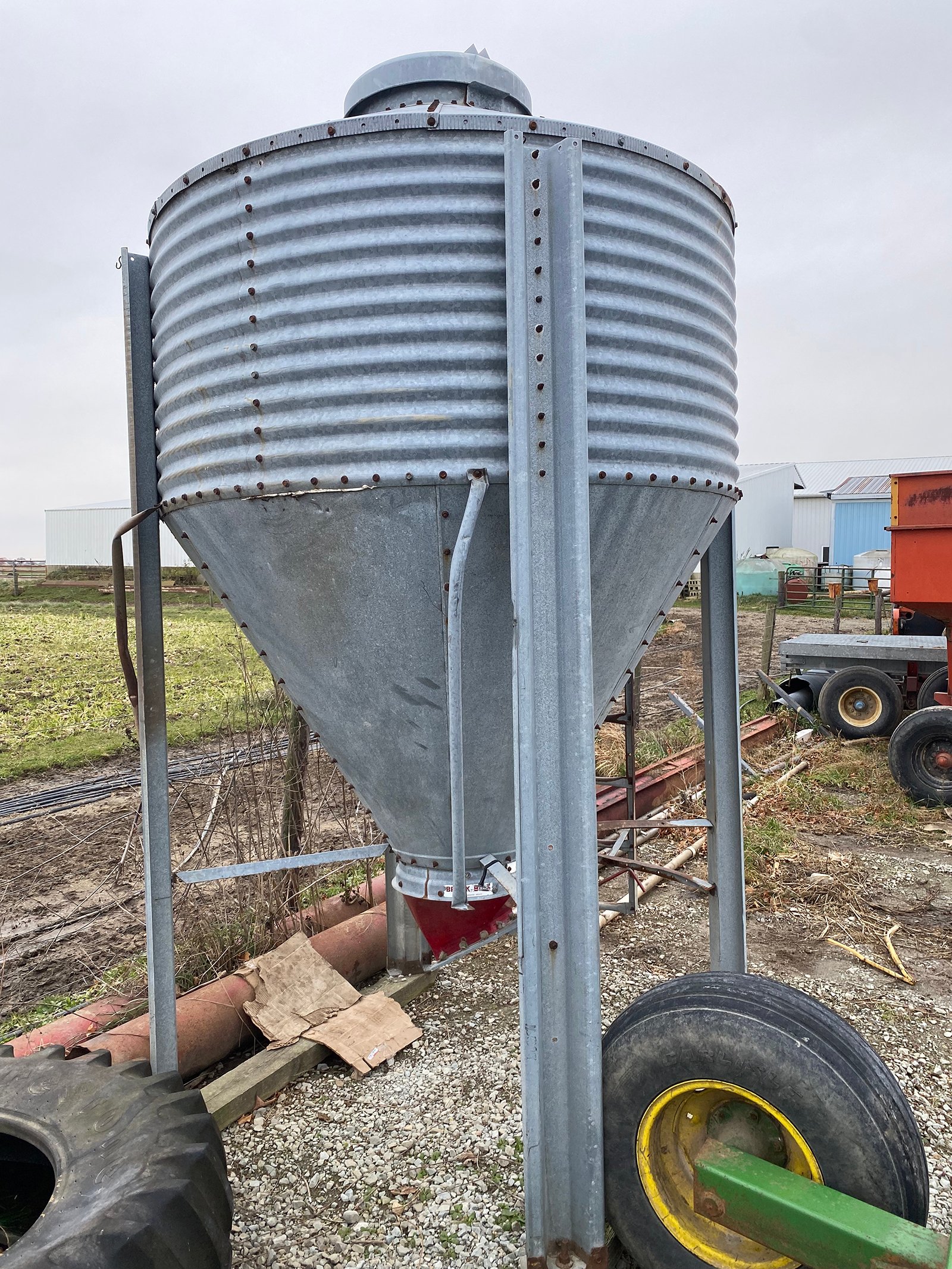 Property photo 27 - TIMED ONLINE ONLY!! SMALL FARM EQUIPMENT AND MISC TIMED ONLINE AUCTION