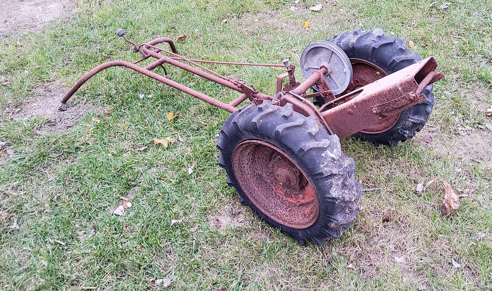 Property photo 39 - TIMED ONLINE ONLY - PERSONAL PROPERTY AUCTION - WHITLEY COUNTY, INDIANA