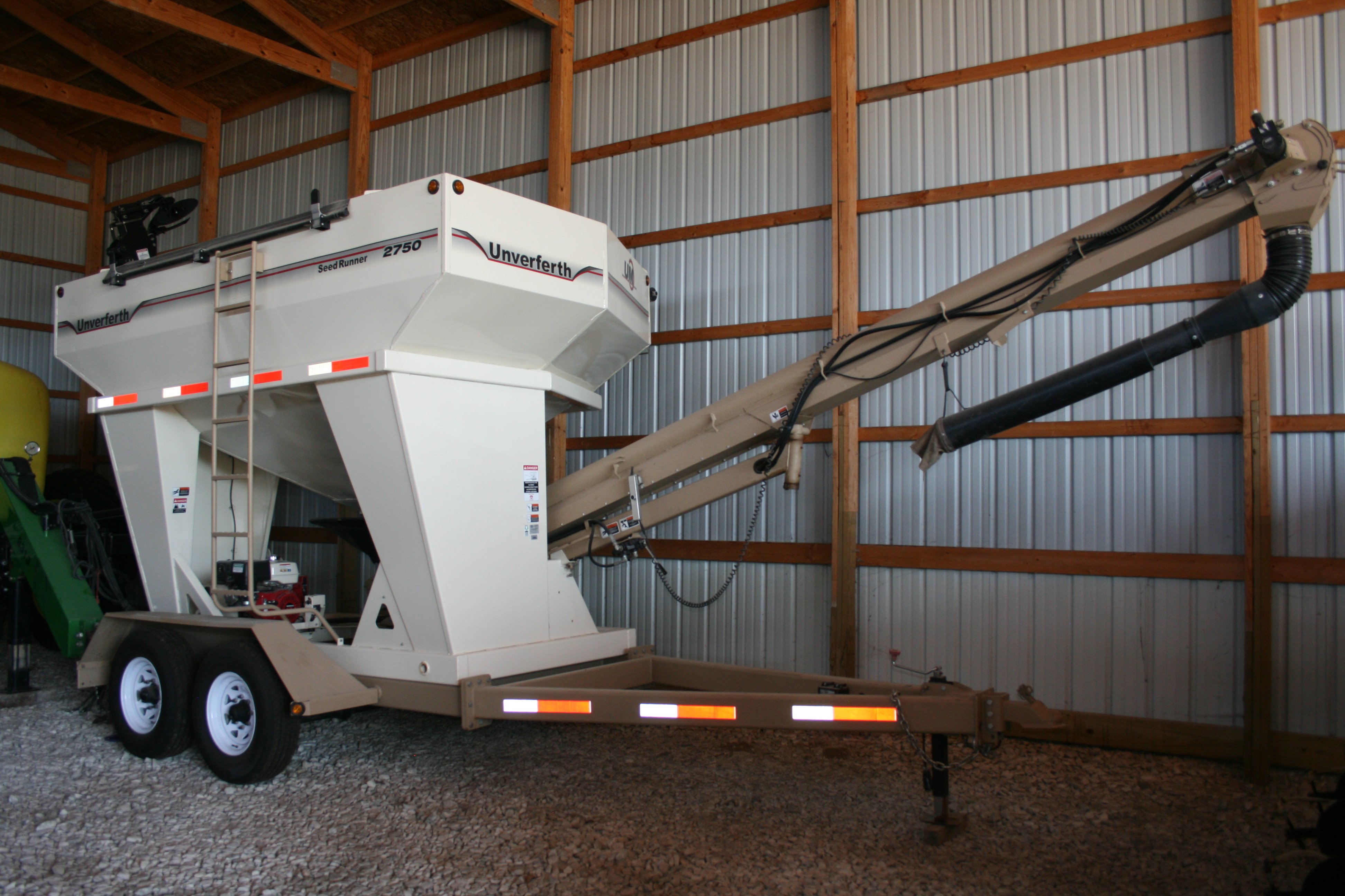Property photo 18 - FARM EQUIPMENT AUCTION - NOBLESVILLE, IN