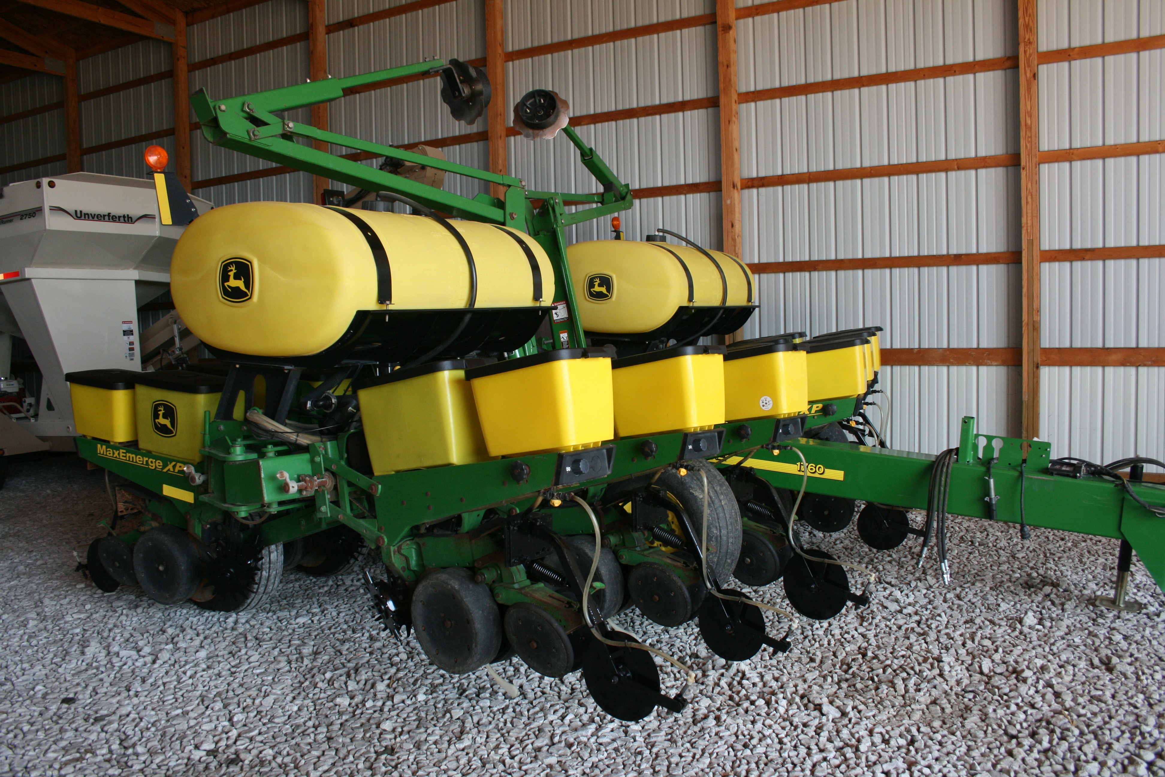 Property photo 16 - FARM EQUIPMENT AUCTION - NOBLESVILLE, IN