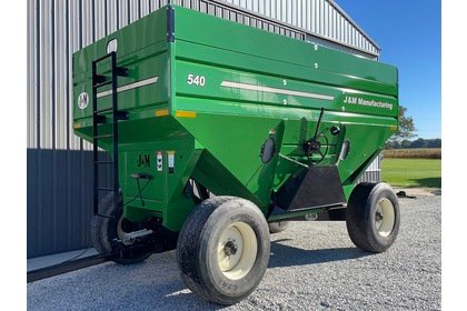 Property photo 37 - FARM EQUIPMENT AUCTION - NOBLESVILLE, IN