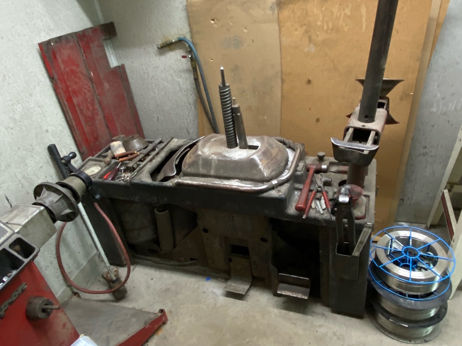 Property photo 6 - TIMED ONLINE ONLY AUCTION - PLYMOUTH, IN