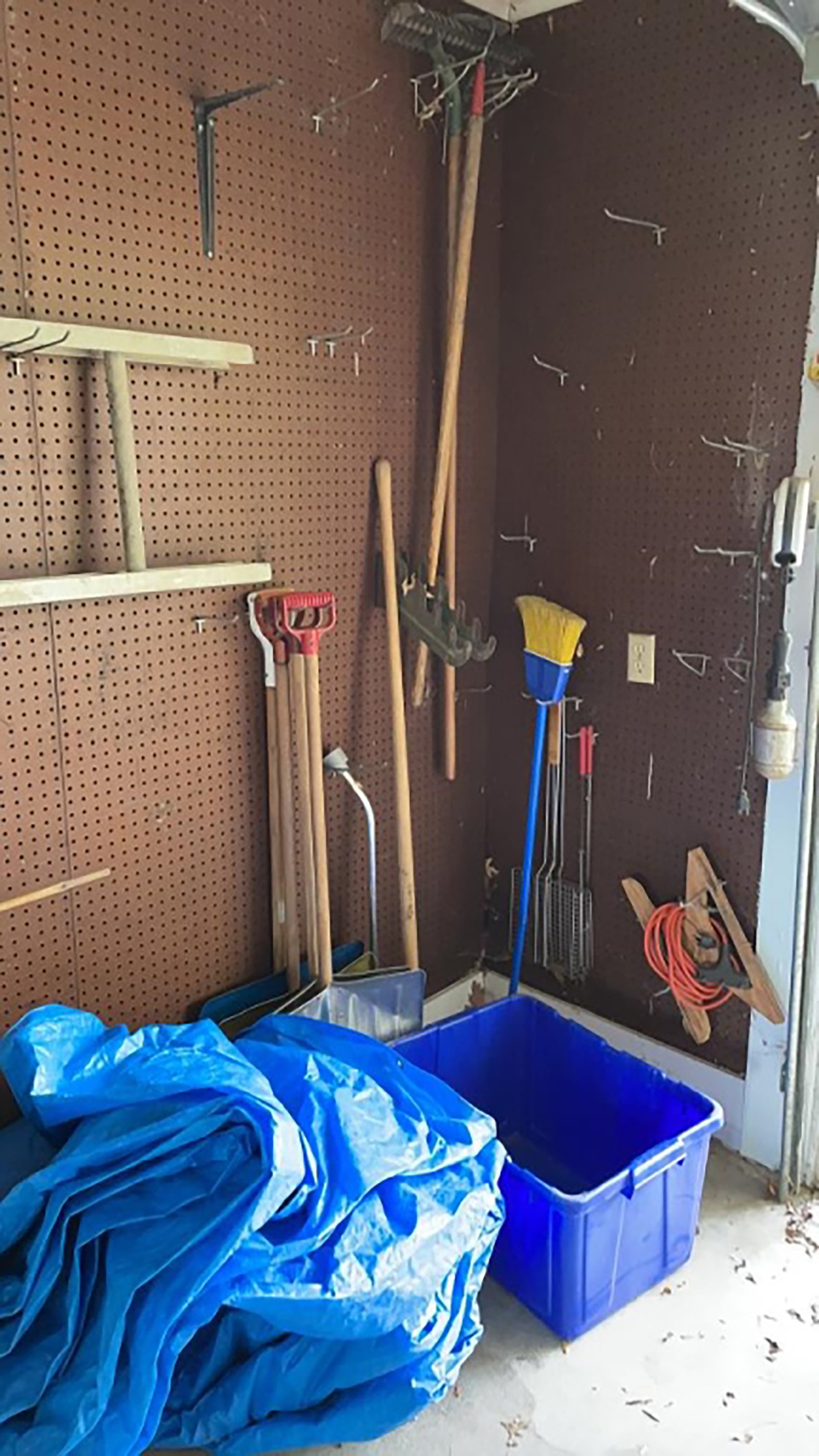 Property photo 102 - TIMED ONLINE ONLY - PERSONAL PROPERTY AUCTION IN FORT WAYNE, INDIANA