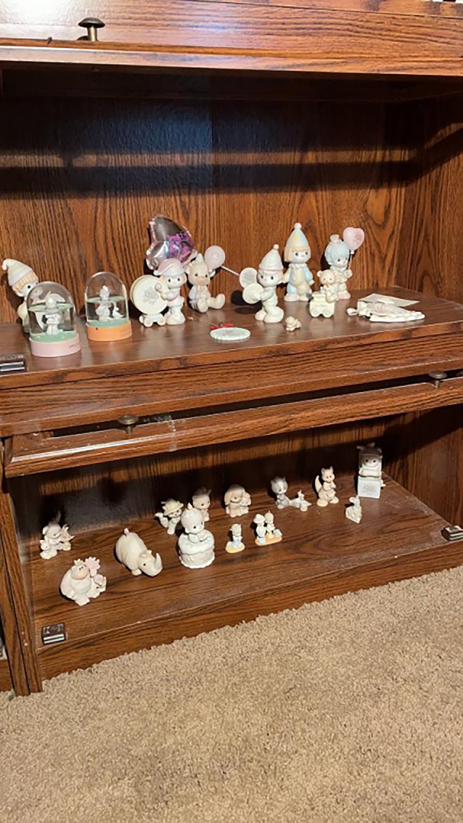 Property photo 4 - TIMED ONLINE ONLY AUCTION - PERSONAL PROPERTY - AUBURN, IN