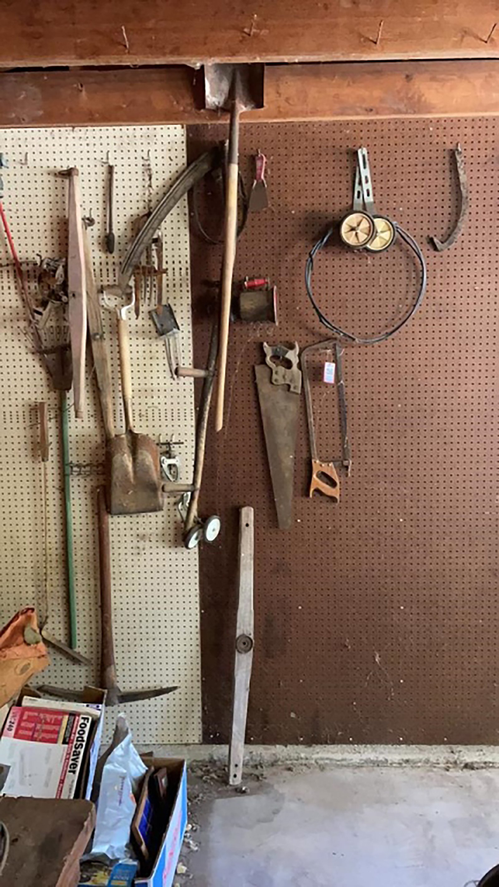 Property photo 58 - TIMED ONLINE ONLY AUCTION - PERSONAL PROPERTY - AUBURN, IN