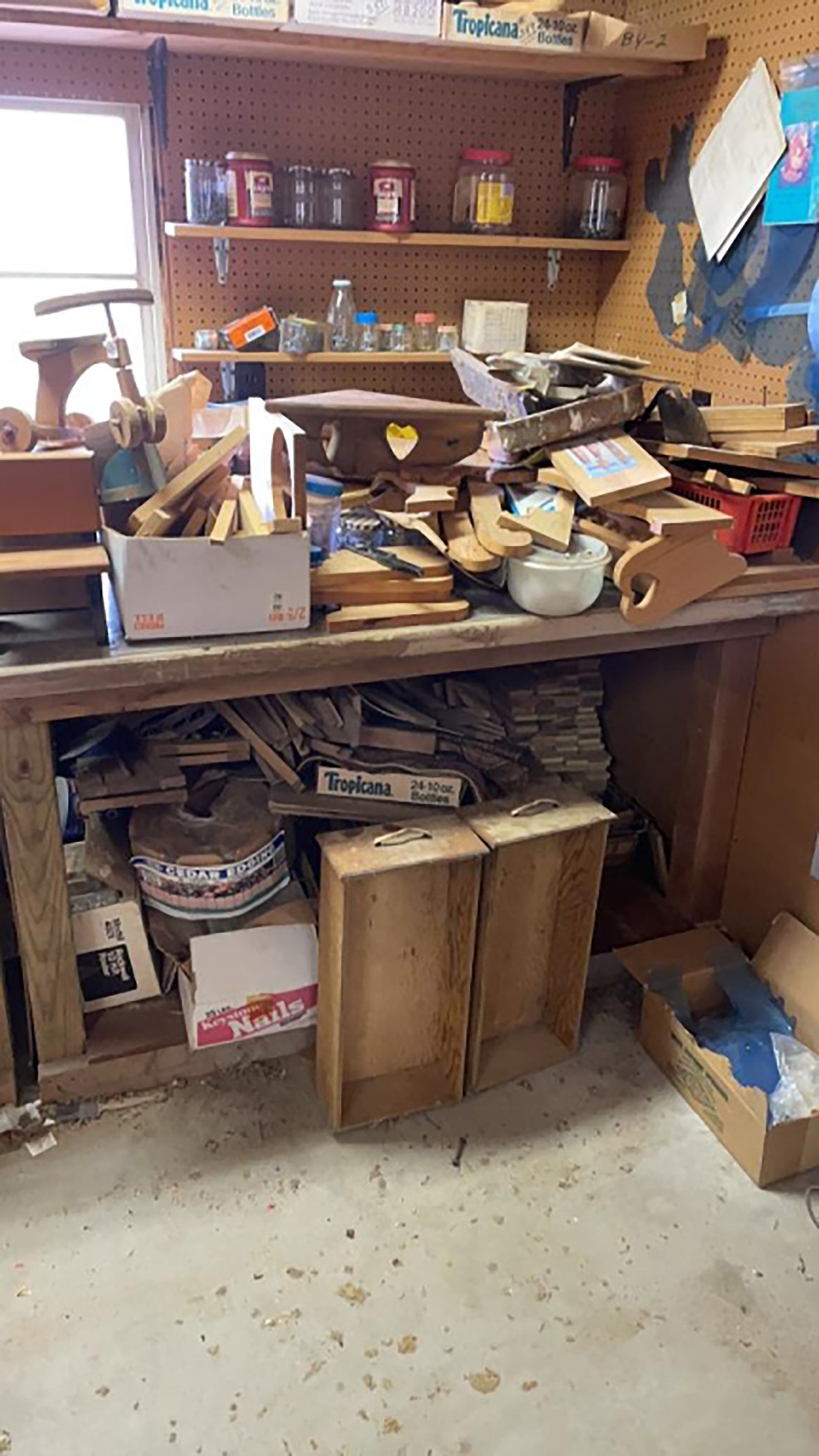 Property photo 97 - TIMED ONLINE ONLY AUCTION - PERSONAL PROPERTY - AUBURN, IN
