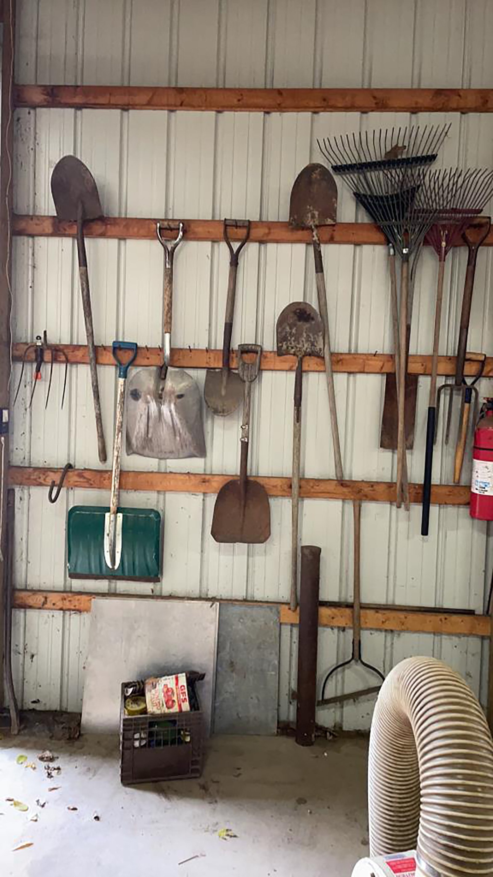 Property photo 130 - TIMED ONLINE ONLY AUCTION - PERSONAL PROPERTY - AUBURN, IN